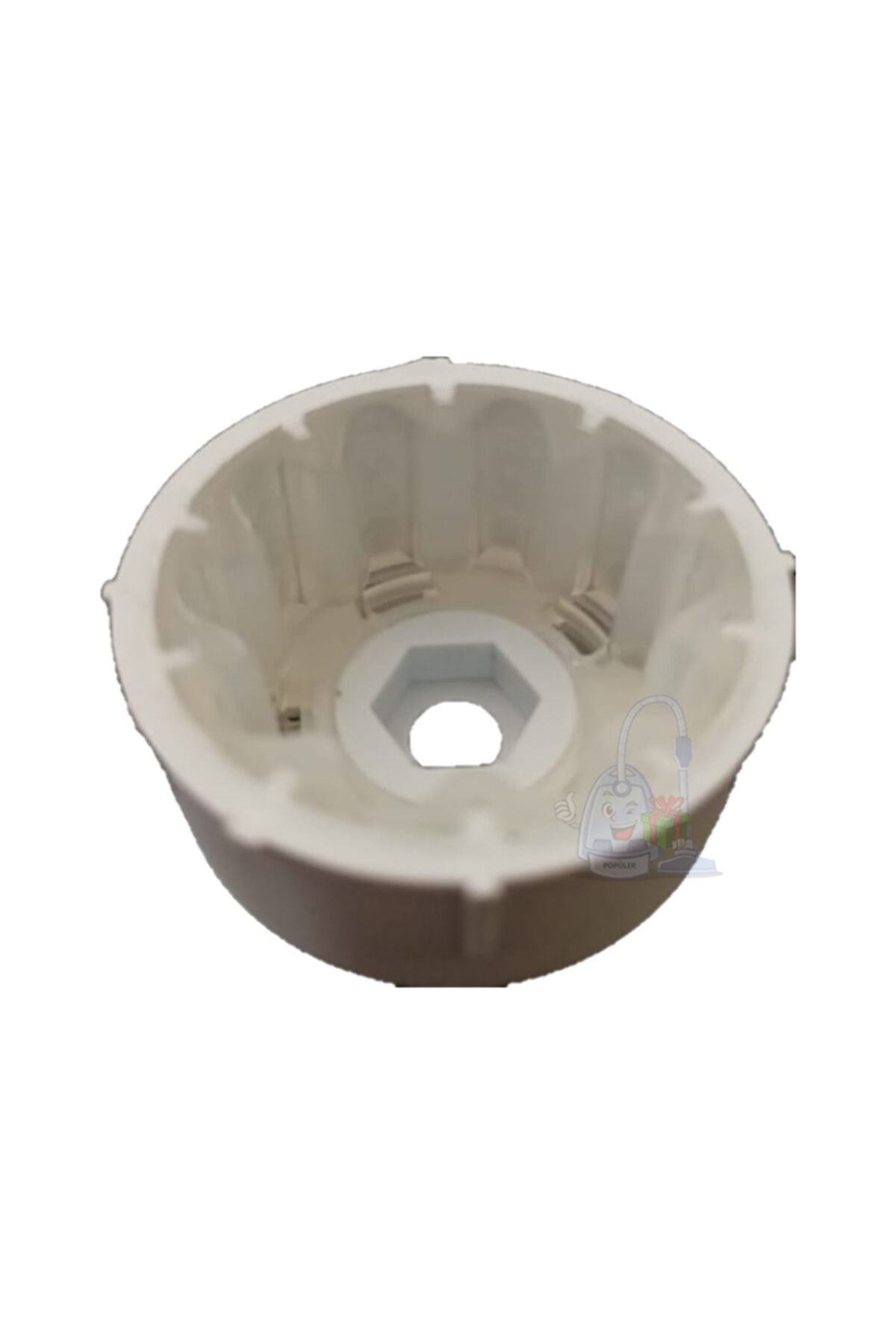 Kanallı yanlara sahip beyaz, altıgen plastik adaptör.