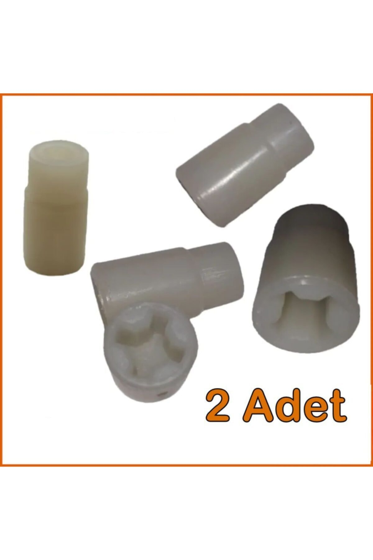 Dört beyaz plastik parça, biri solda, üçü sağda, yıldız şeklinde.