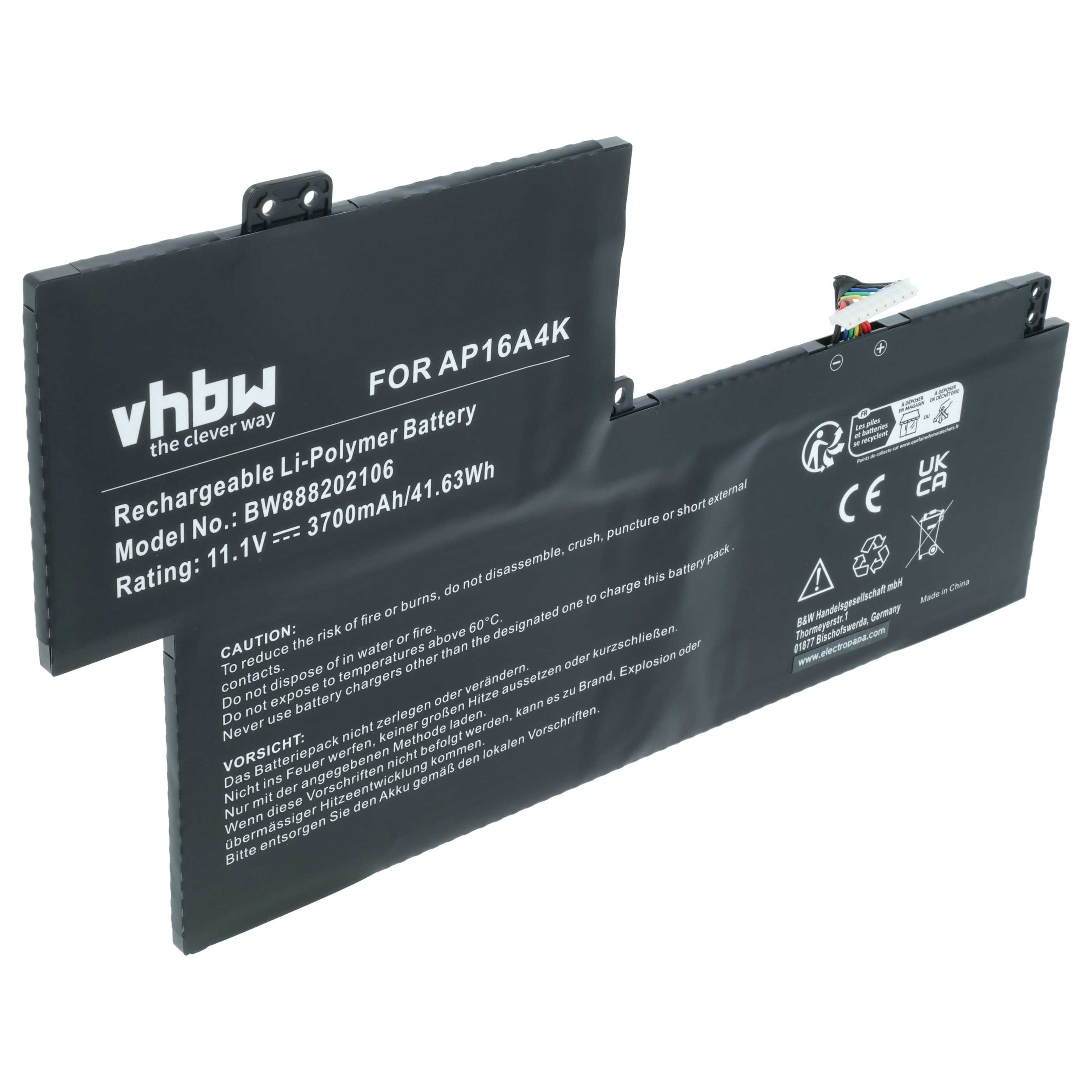 Schwarzer Li-Polymer-Akku mit Aufschriften, Modell AP16A4K, 11.1V, 3700mAh.