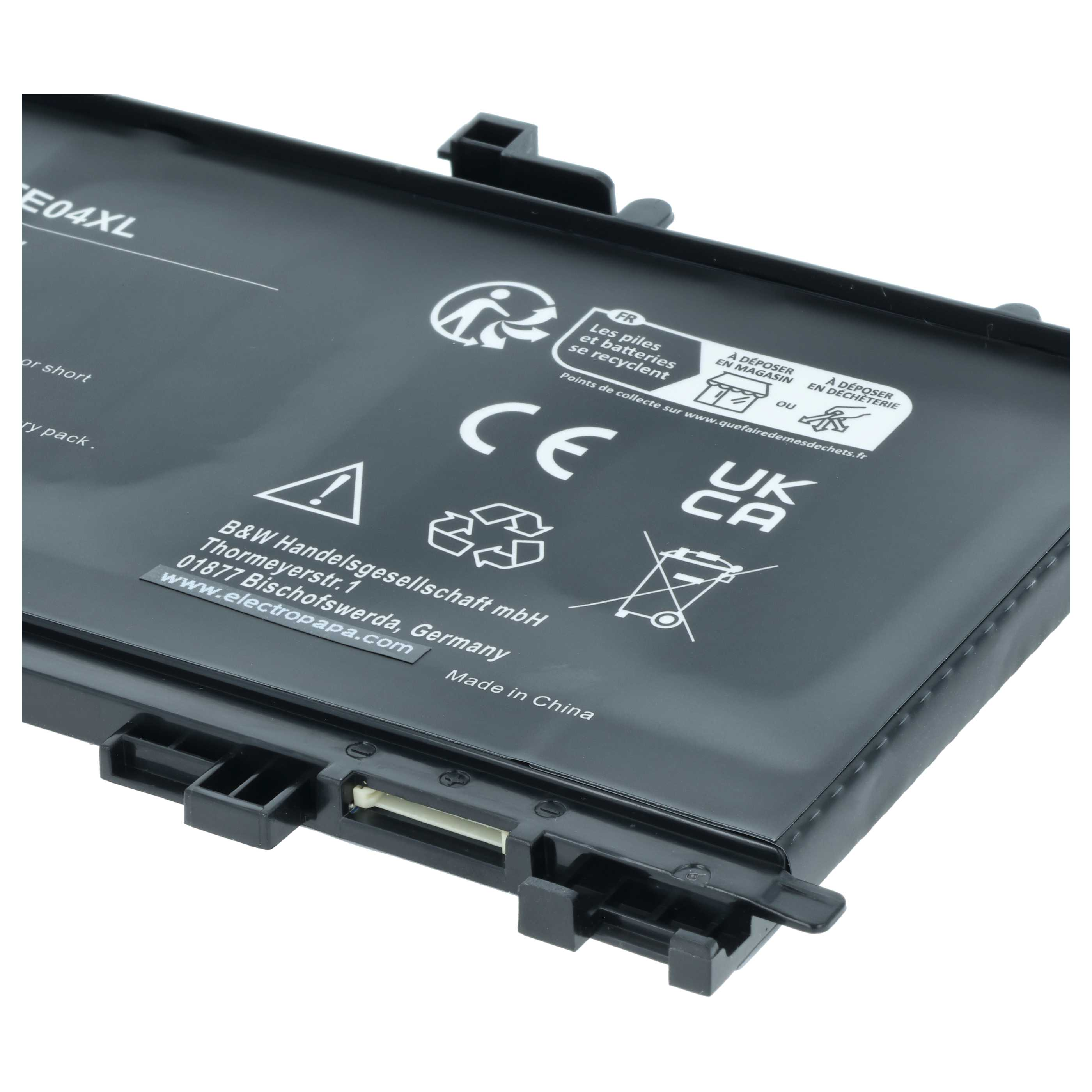 Schwarzer Akku mit CE, UK CA und Recycling-Symbolen. Made in China.