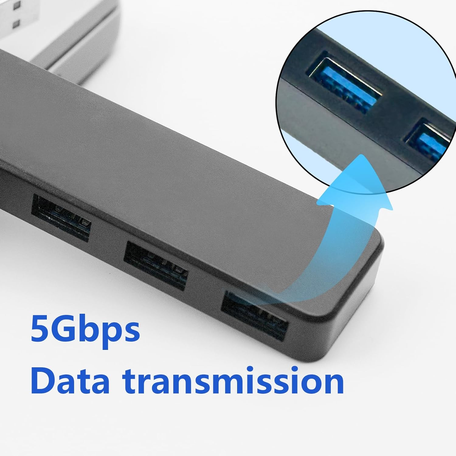 Schwarzer USB-Hub mit blauen Anschlüssen und 5Gbps Datenübertragungsanzeige.