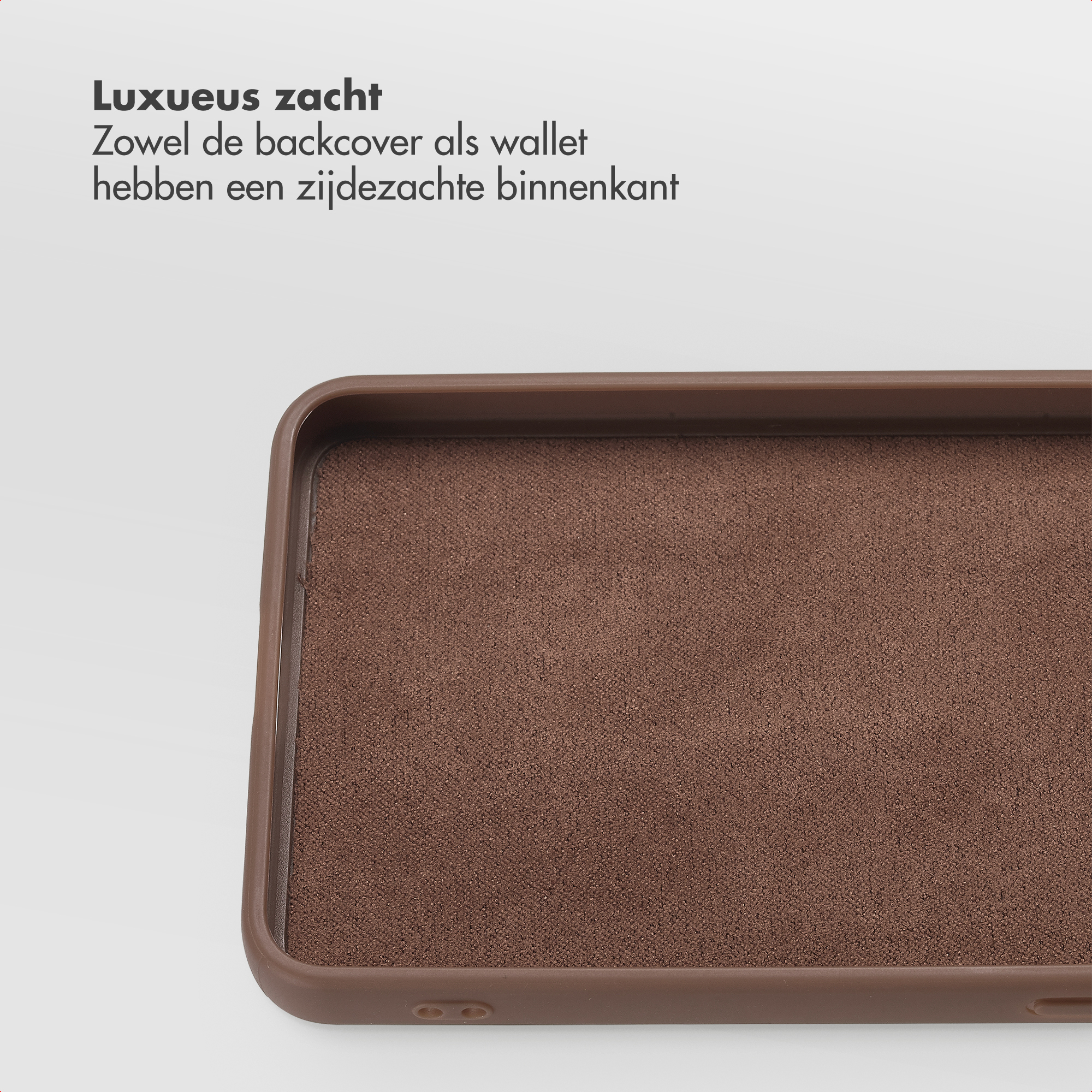 Coque de téléphone marron avec intérieur doux.