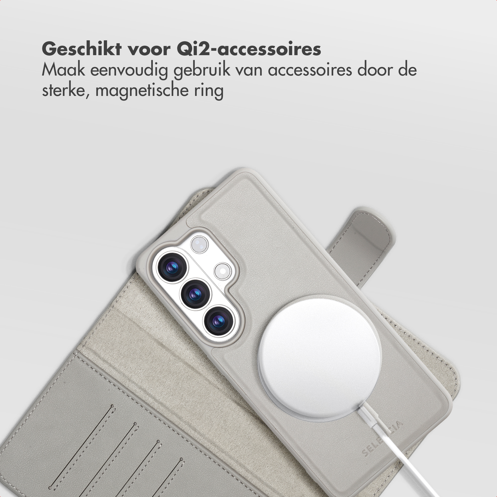Coque de téléphone grise avec anneau magnétique et objectifs.