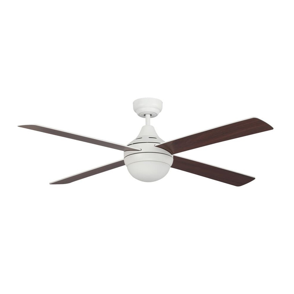 Ventilador de techo blanco con aspas de madera y luz integrada.