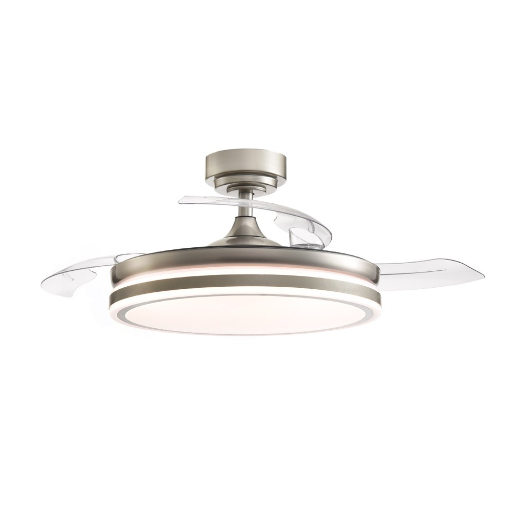 Ventilador de techo moderno con aspas retráctiles y luz integrada, acabado plateado.