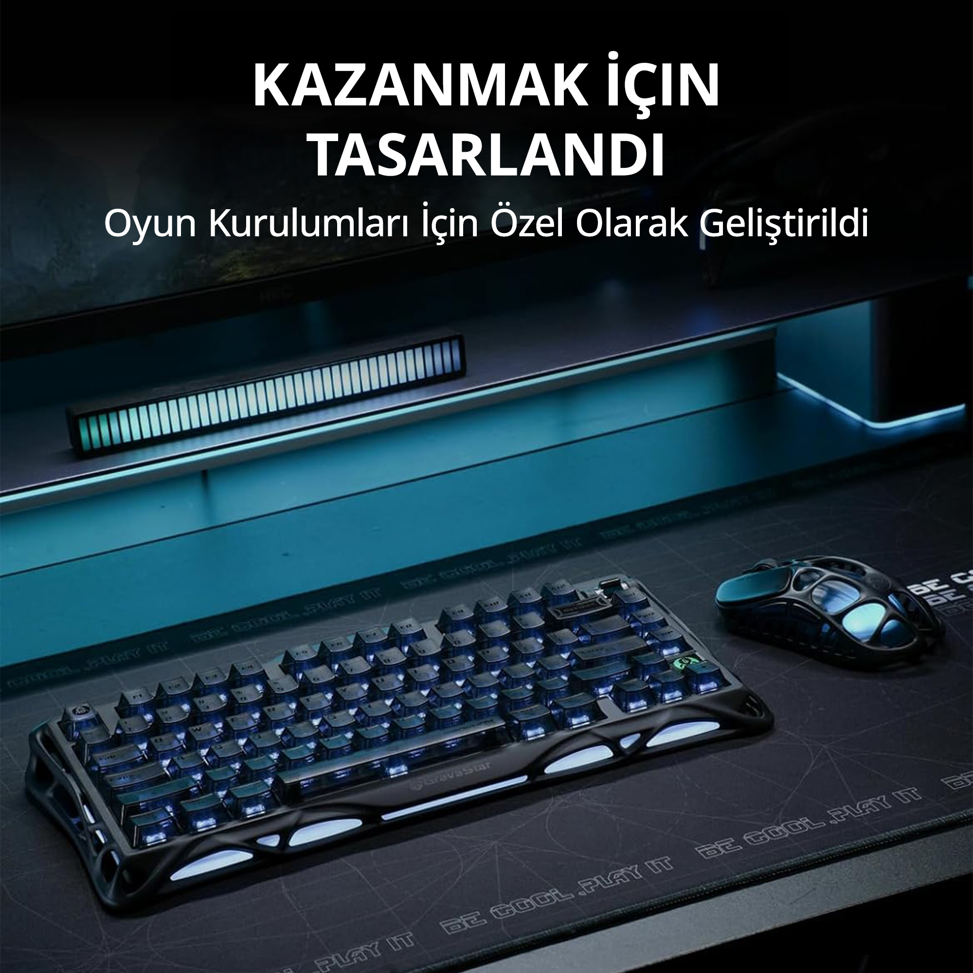 Zestaw gamingowy z klawiaturą i myszą z niebieskim podświetleniem.