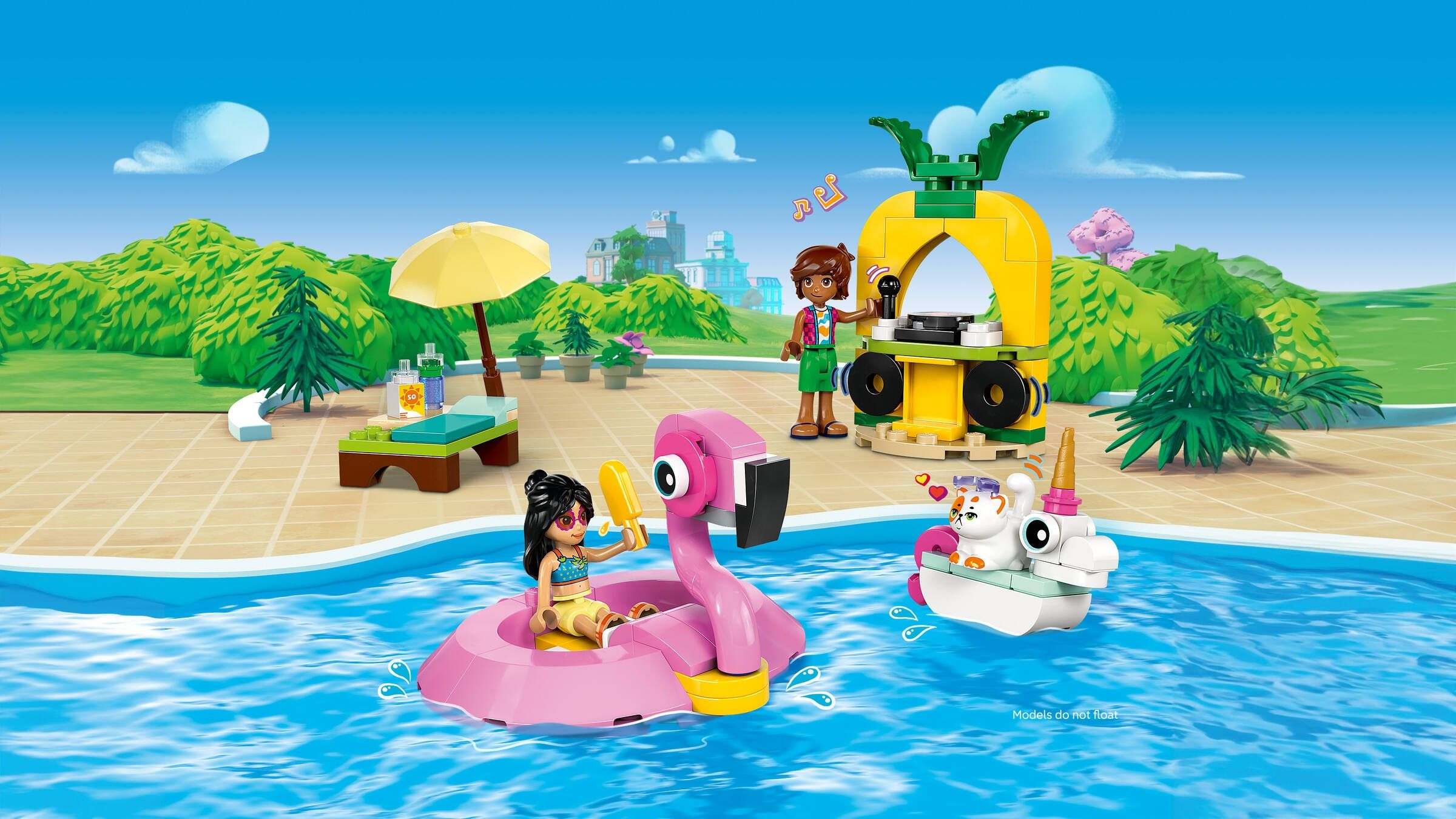Mädchen im Flamingo-Poolfloat, Katze im Boot, DJ-Stand im Ananas-Design.