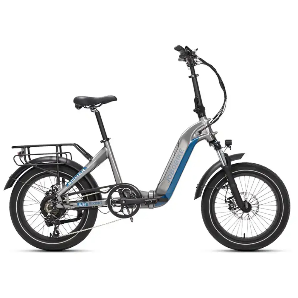 Graues faltbares Elektrofahrrad mit blauen Akzenten und Gepäckträger.