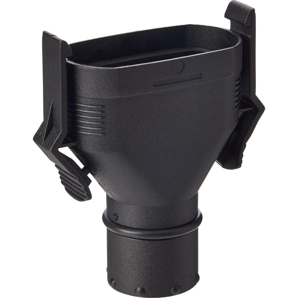 Schwarzer Kunststoffadapter mit Clips und einem Ring. Weiße Hintergrund.
