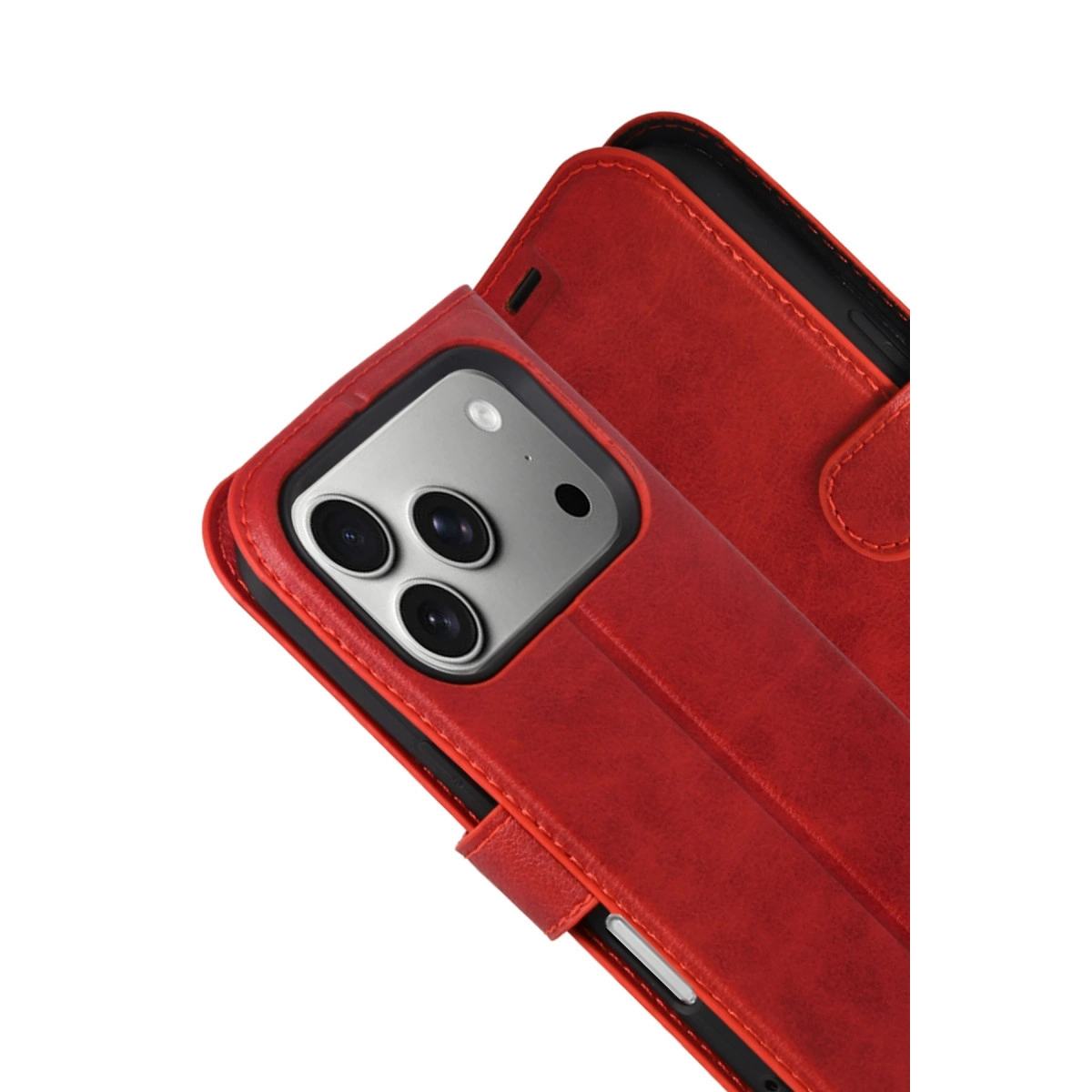 Üç arka kamera lensli ve dokulu kapaklı kırmızı akıllı telefon kılıfı.