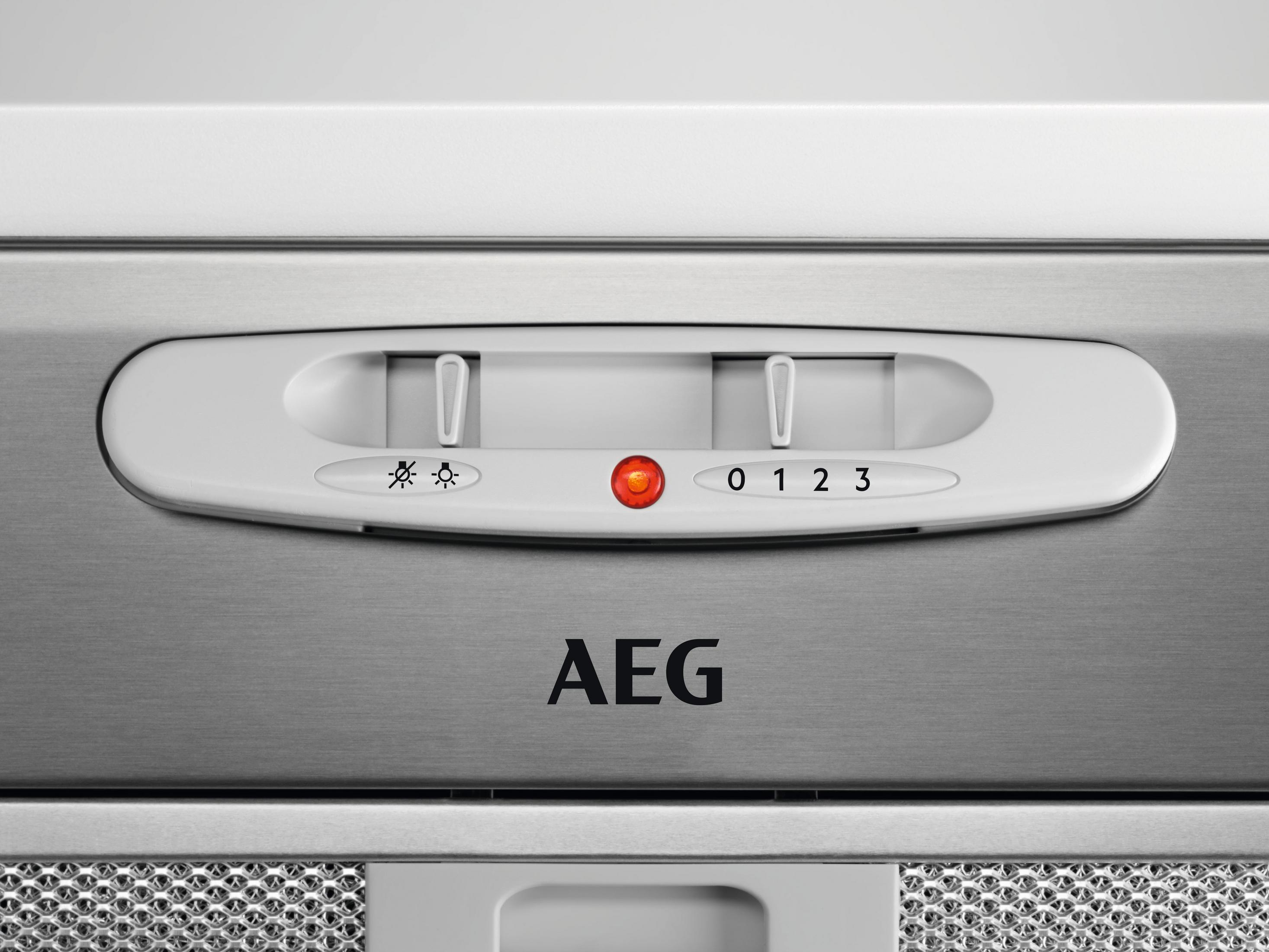 Pannello di controllo cappa AEG con luce e impostazioni velocità 0-3.