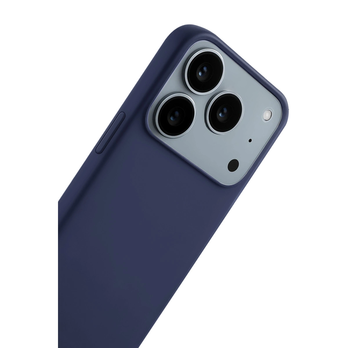 Üçlü kamera sistemli lacivert telefon kılıfı beyaz zeminde.