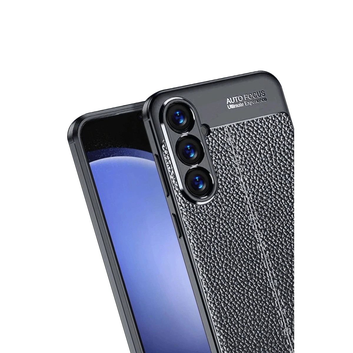 Üç kameralı, dokulu arka yüzlü siyah telefon. 'AUTO FOCUS' yazısı görünür.