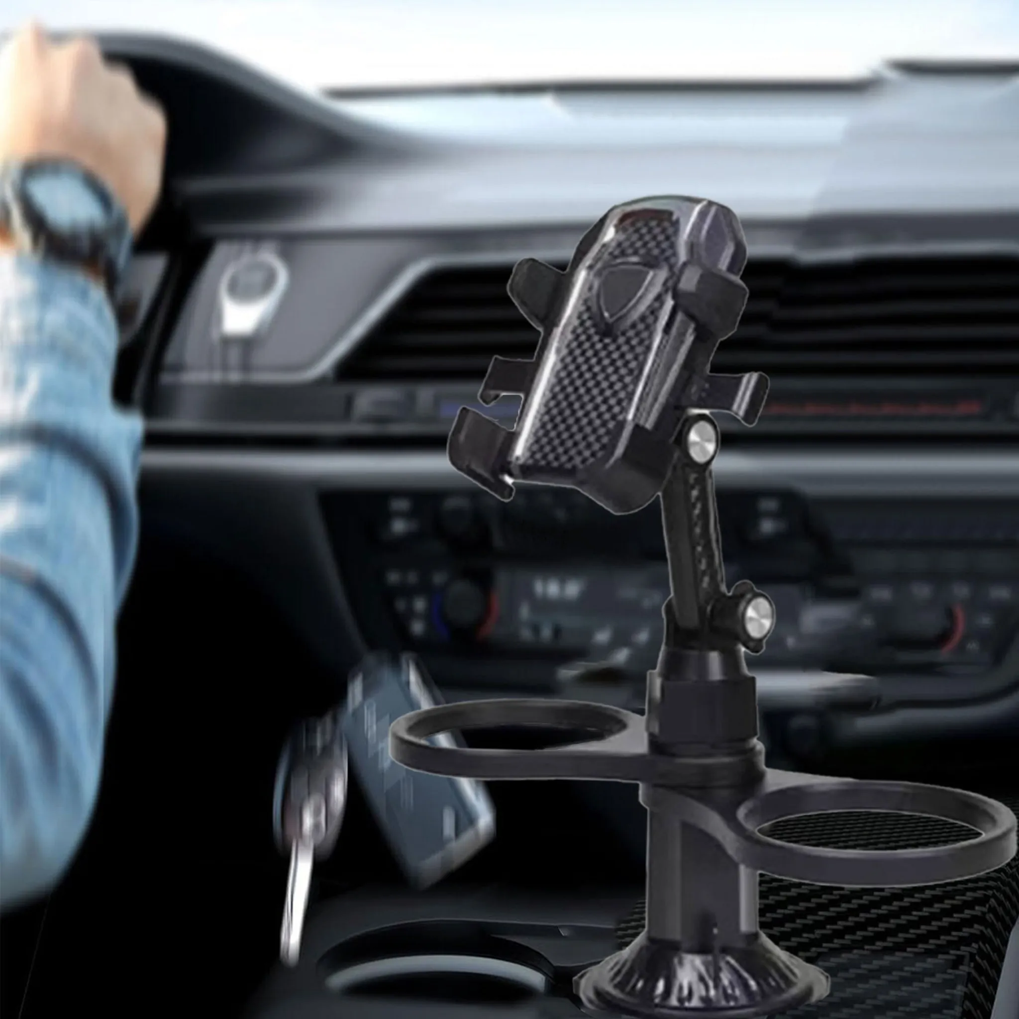 Ein Getränkehalter mit Handyhalterung im Auto, mit Schlüssel und Handy.