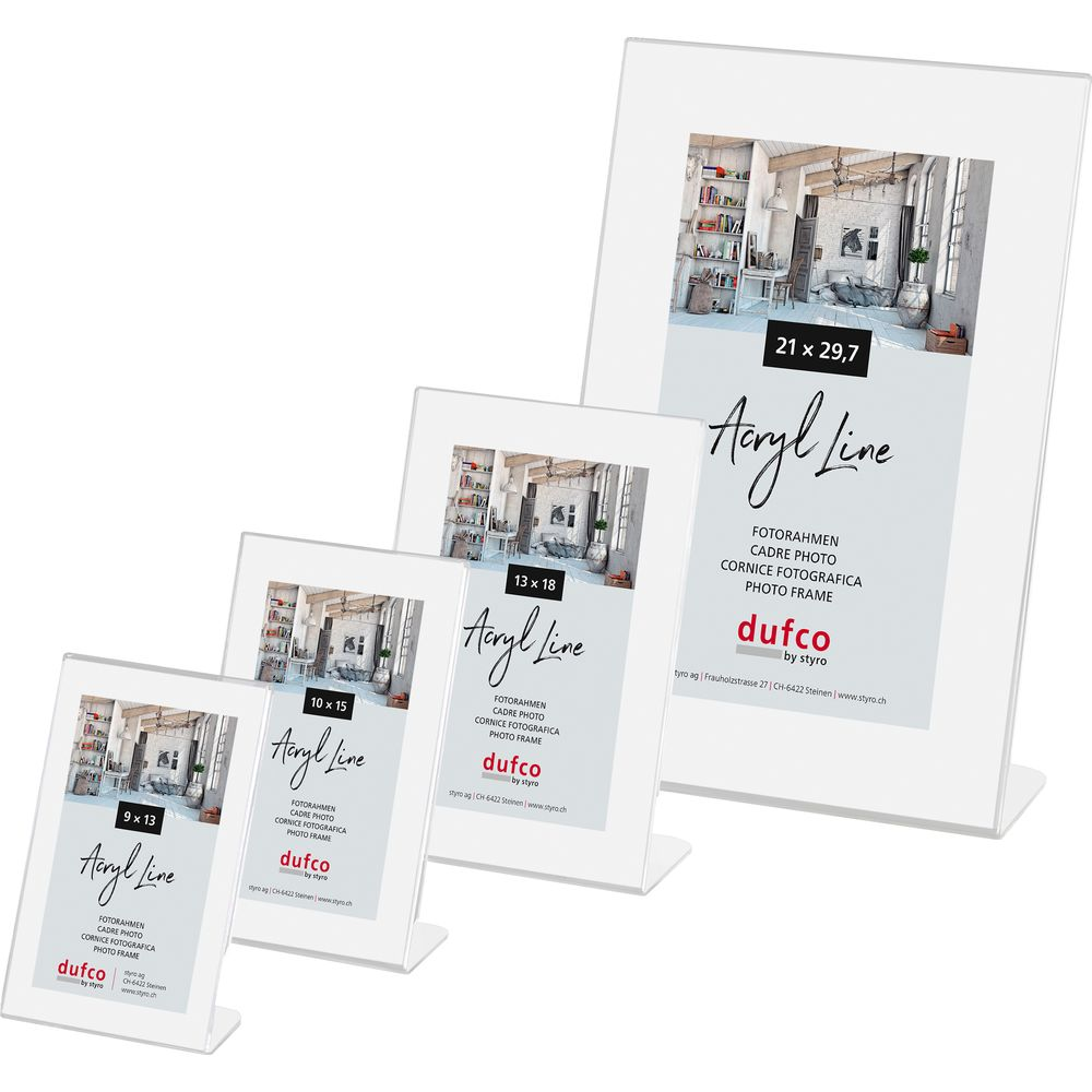 Quatre cadres photo acryliques de différentes tailles sur fond blanc.