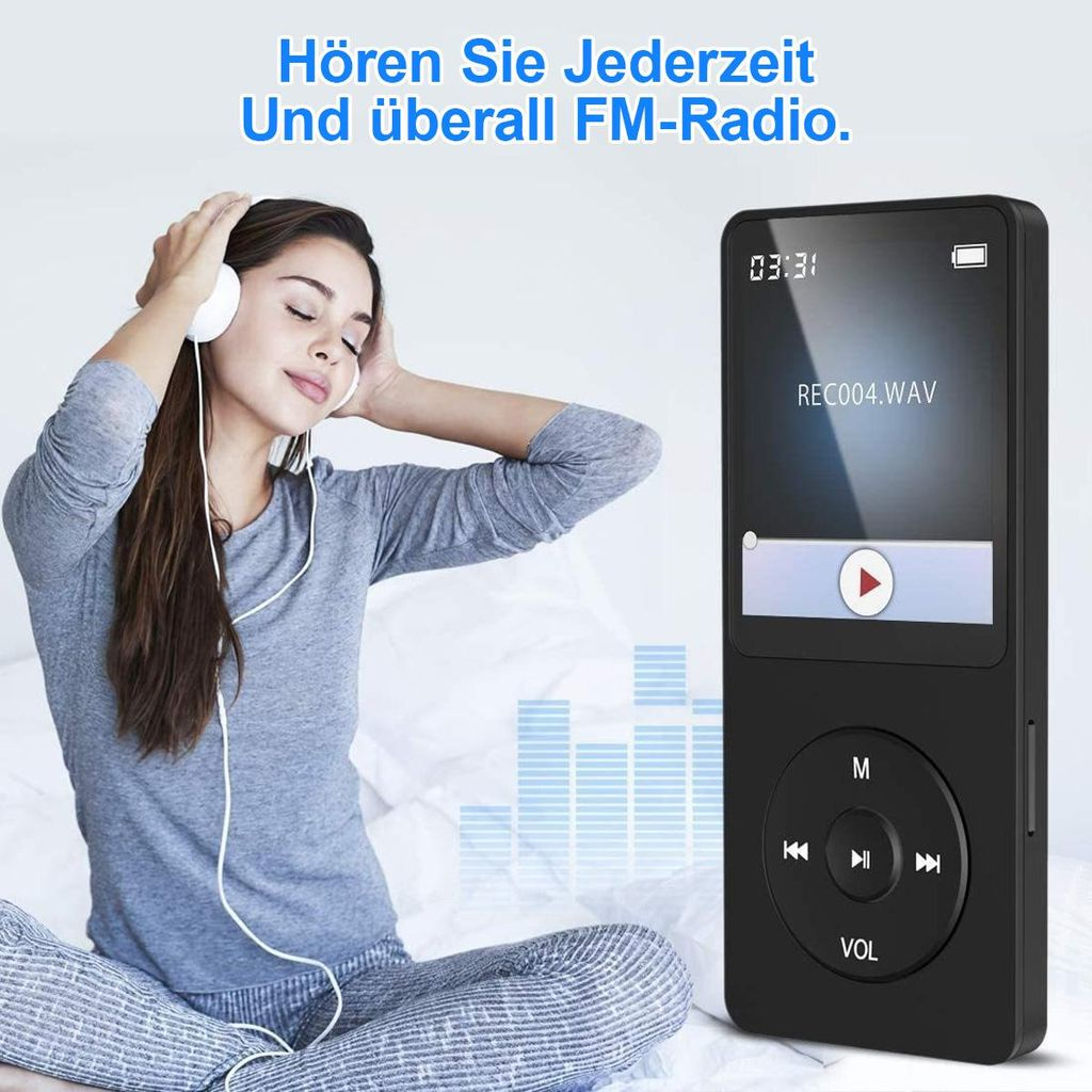Frau mit Kopfhörern, die Musik auf einem MP3-Player hört.