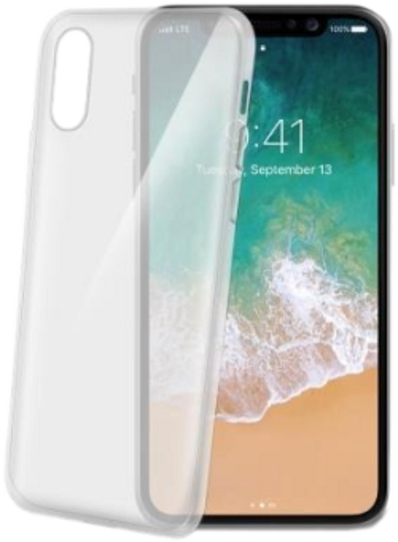 Una custodia trasparente per telefono giace su uno smartphone con sfondo spiaggia.