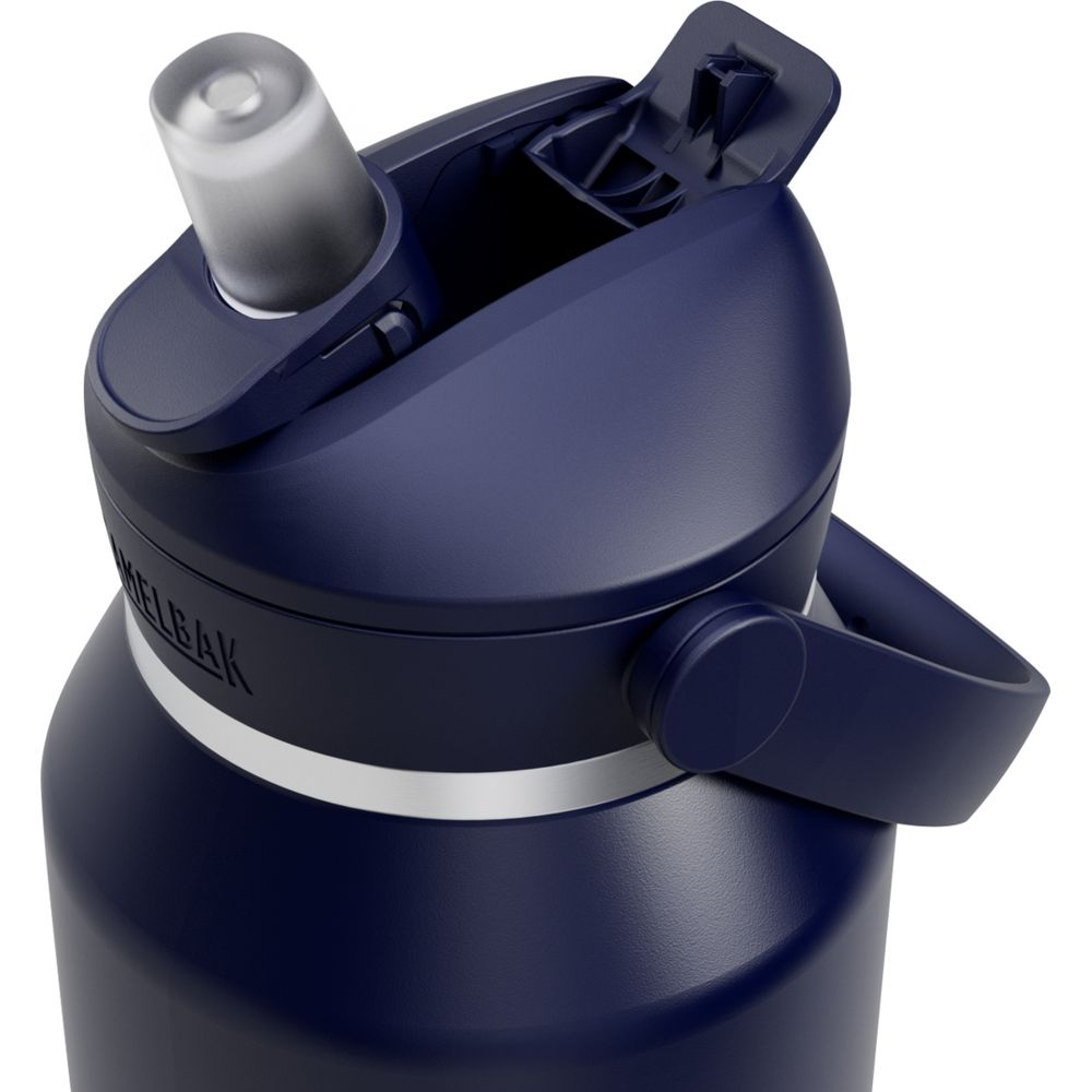 Dunkelblaue Trinkflasche mit offenem Ausgießer und Strohhalm.