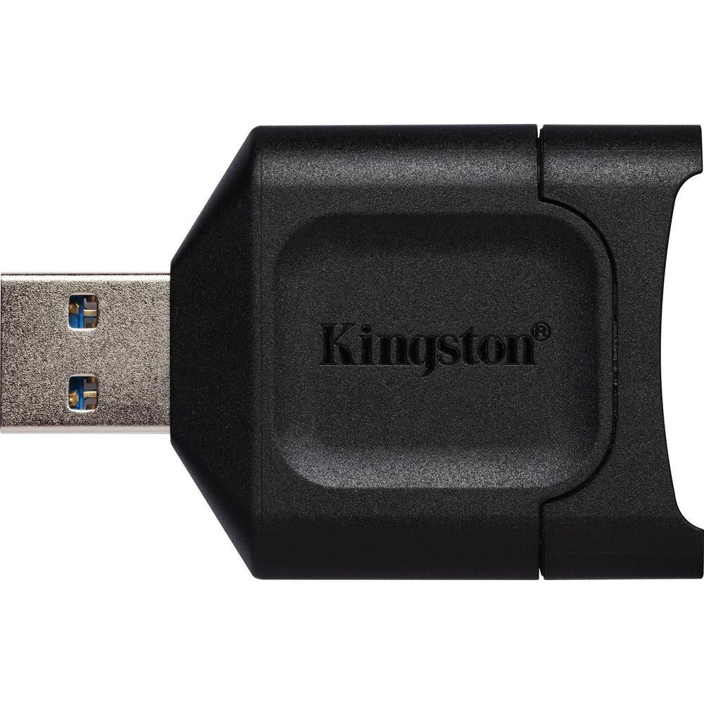 Czarny pendrive Kingston z niebieskim złączem. Zbliżenie.