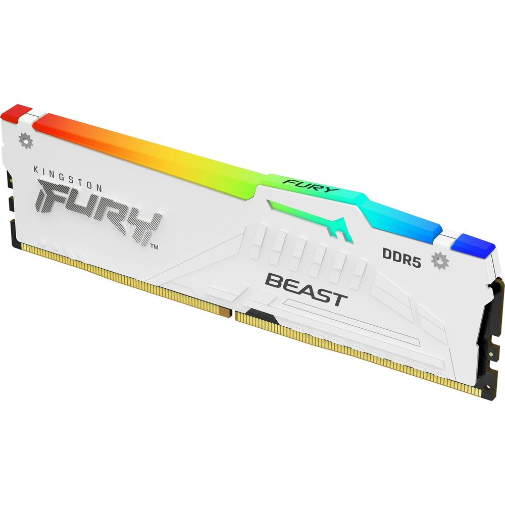 Biały moduł RAM DDR5 z podświetleniem RGB, z oznaczeniami FURY i BEAST.