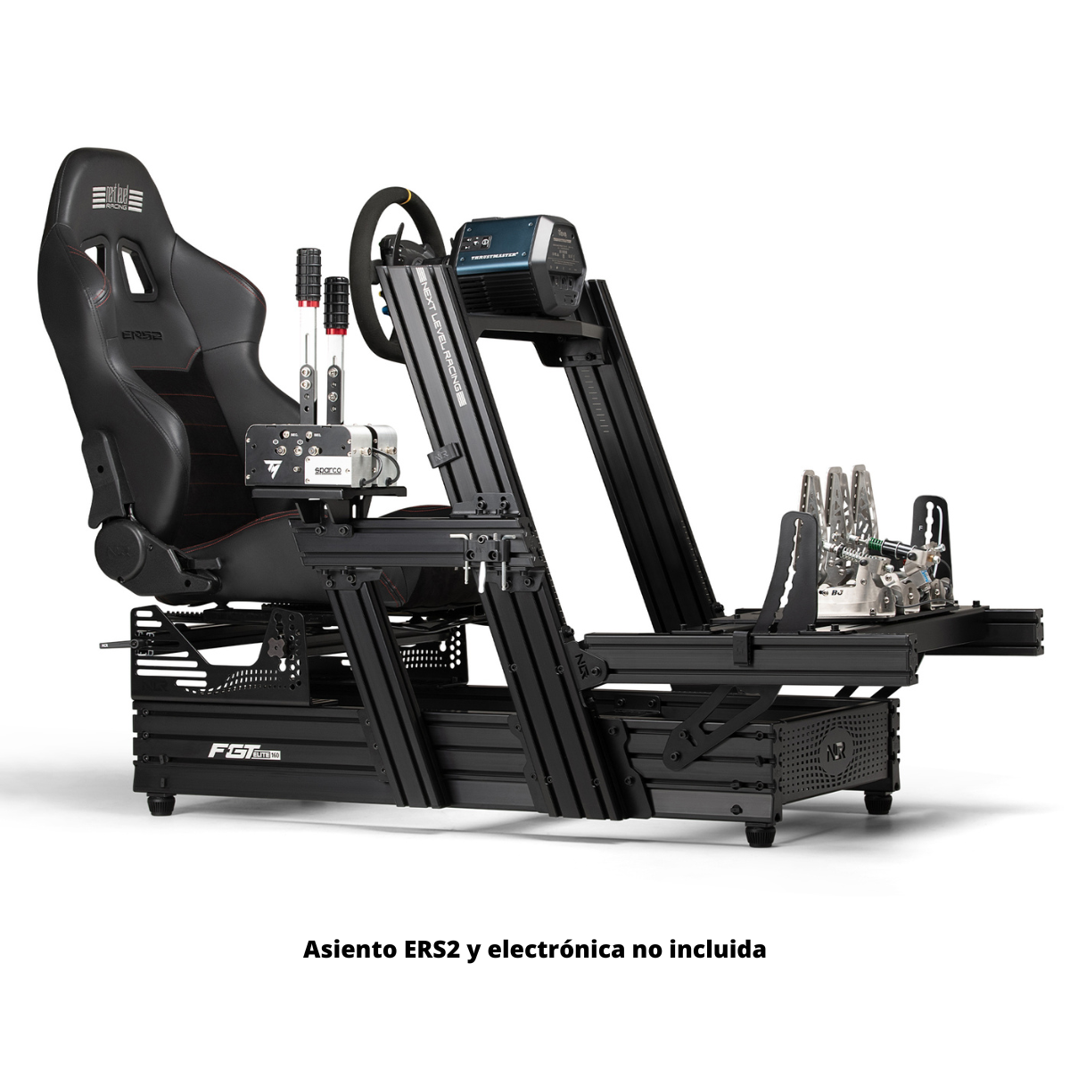 Un asiento negro para simulador de carreras con volante, pedales y palancas.