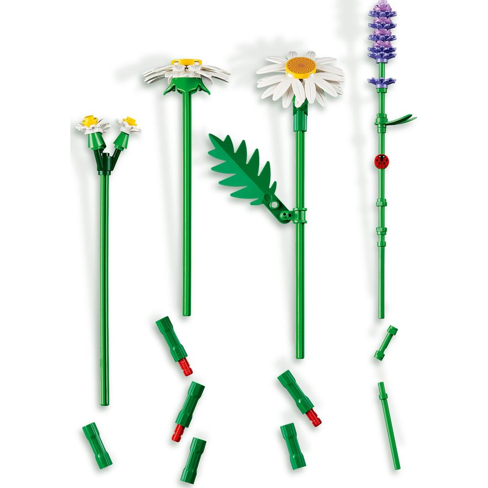 Kwiaty LEGO: stokrotki, lawenda, liść, biedronka, łodygi.