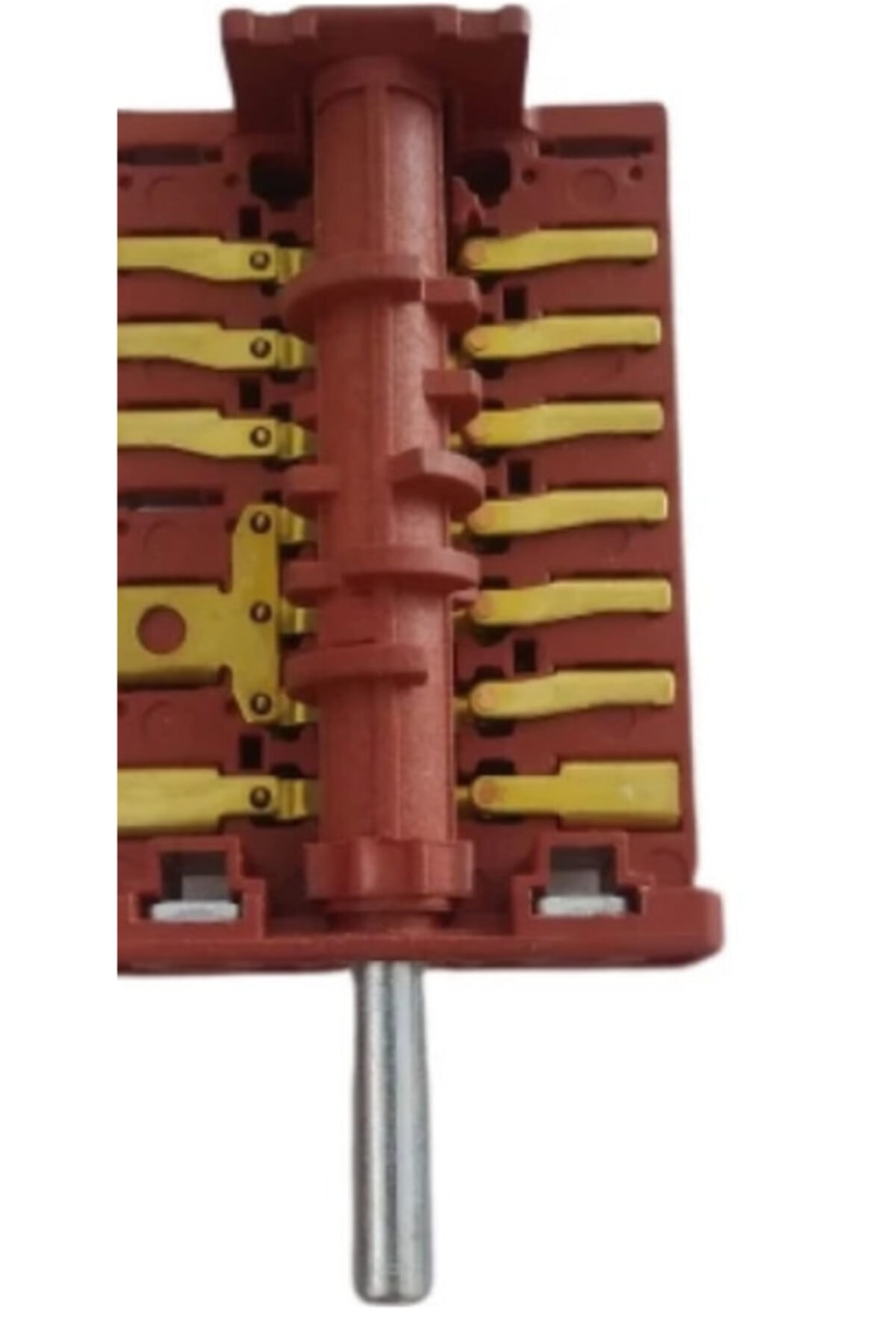 Sarı kontaklı ve metal şaftlı kahverengi anahtar.