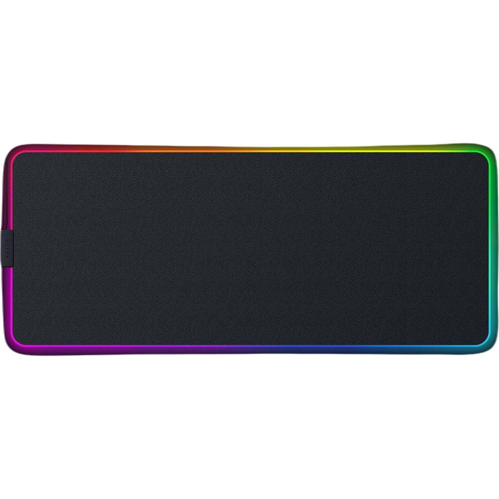 Czarna podkładka pod mysz z oświetleniem RGB.