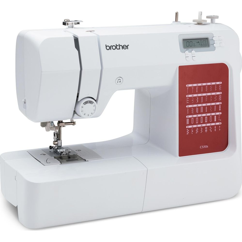 Biała maszyna do szycia Brother z czerwonym panelem wyboru ściegów.