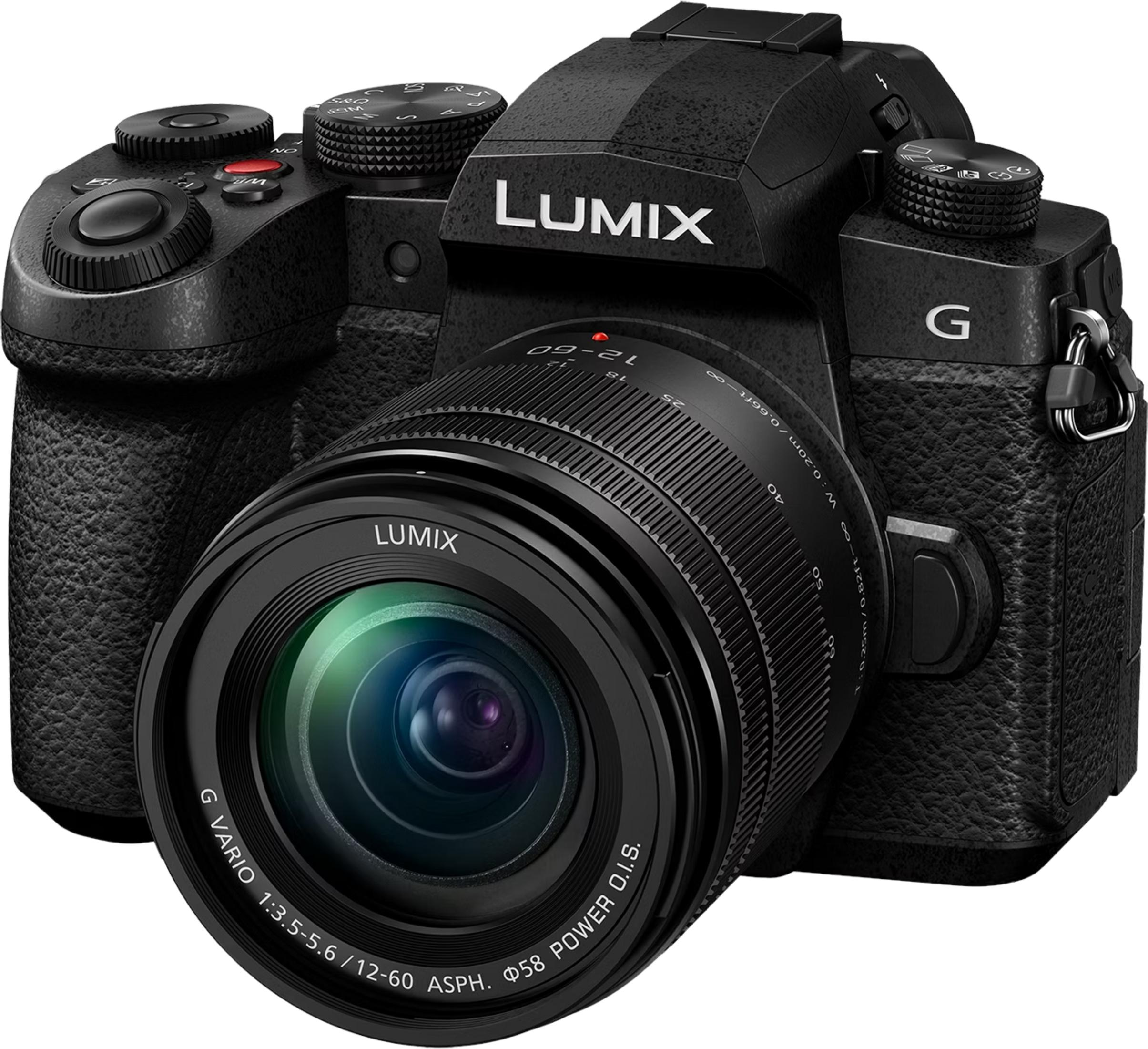 Zwarte Lumix G camera met lens. Details aan de voorkant.