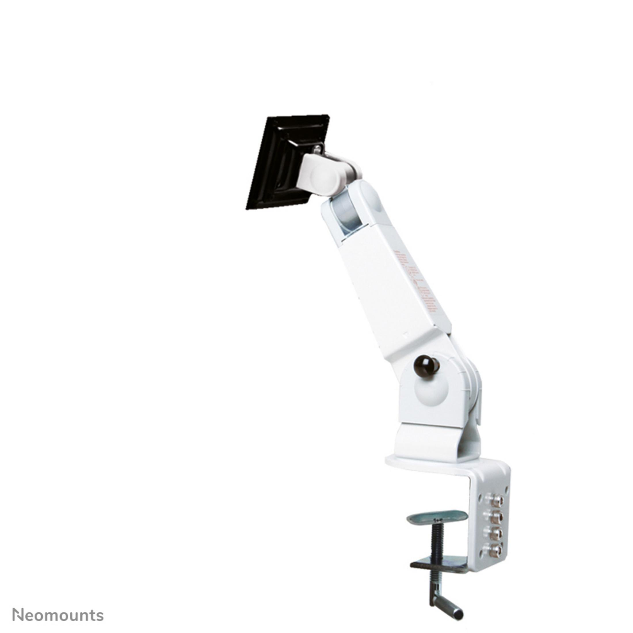Ein weißer Monitorarm mit schwarzer Halterung, an einer Tischklemme befestigt.