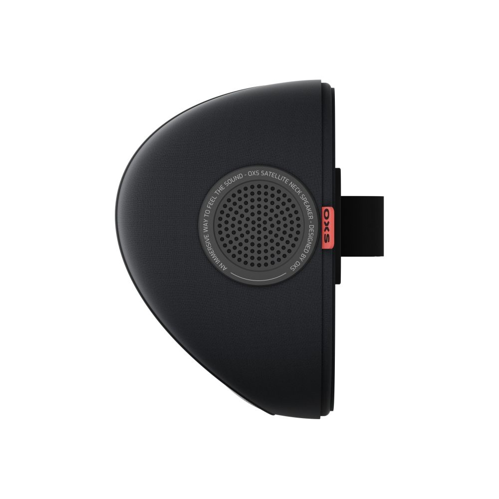 Schwarzer OXS Satelliten-Nackenlautsprecher mit Lochmuster-Front und rotem Logo.