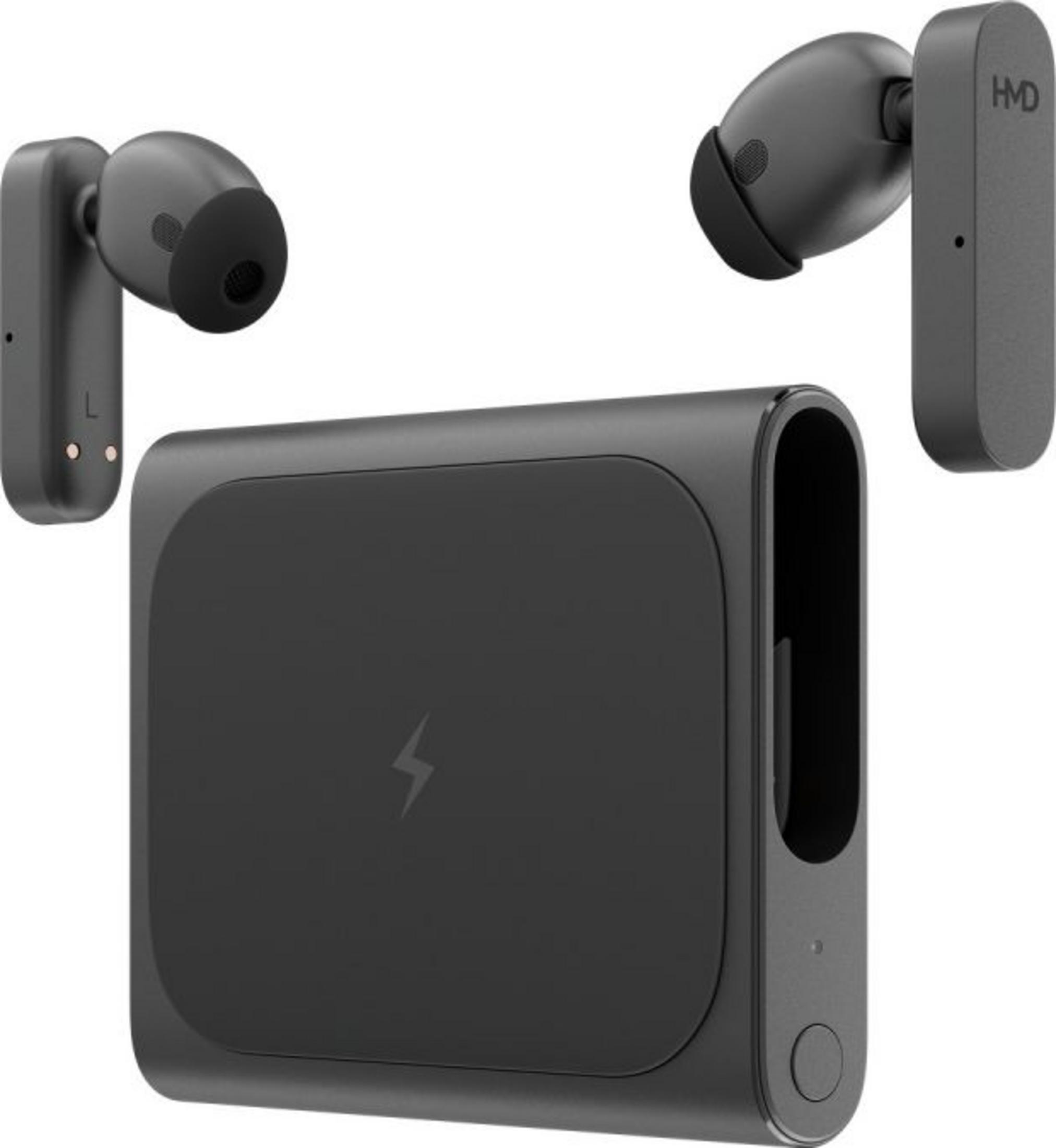 Tre auricolari wireless neri e una custodia di ricarica con simbolo di fulmine.