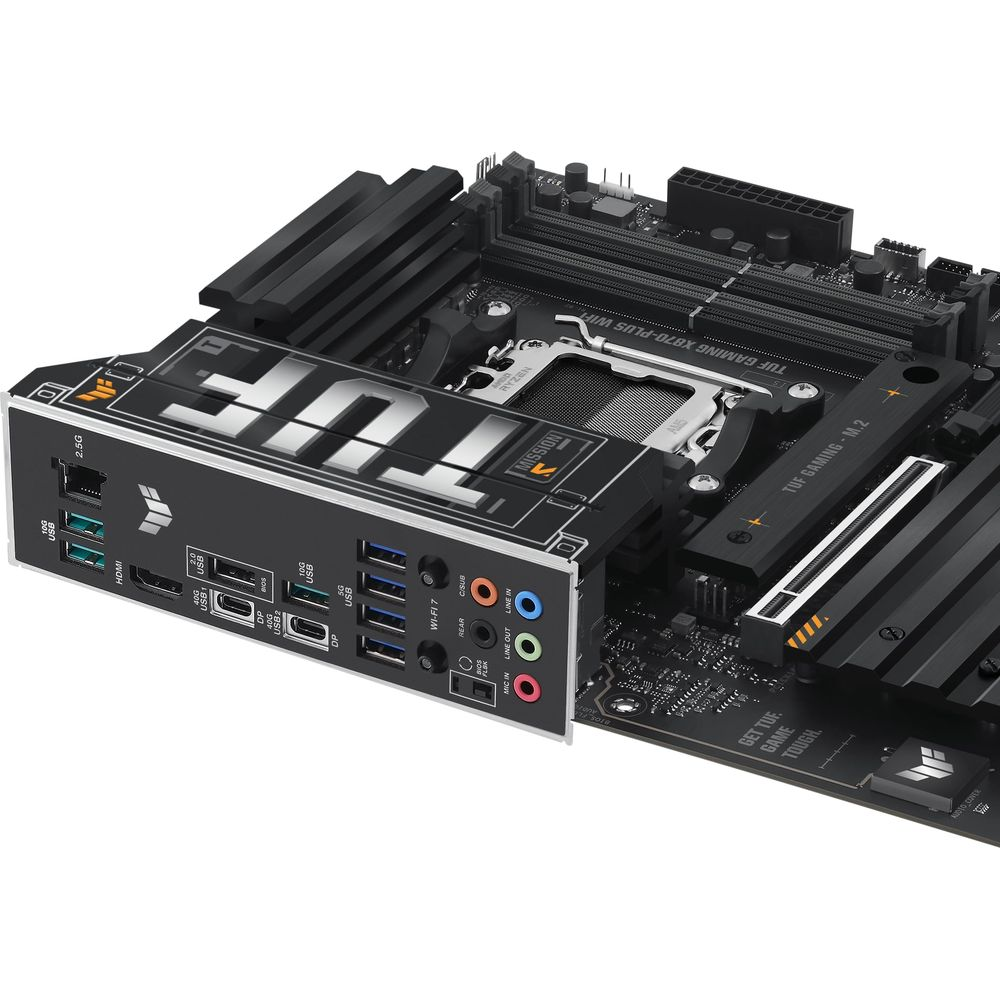 Płyta główna komputera z portami USB, HDMI i DP.