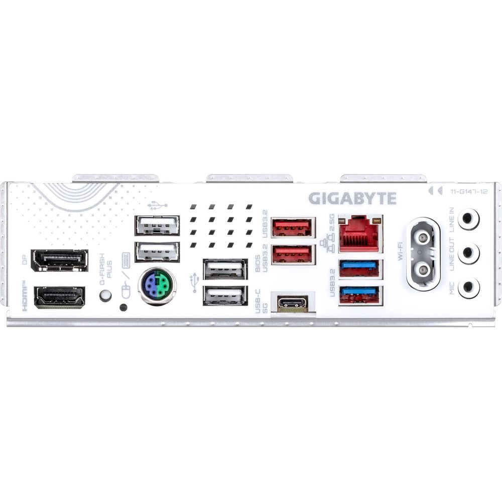 Biała płyta główna Gigabyte z wieloma portami, w tym HDMI, USB i LAN.