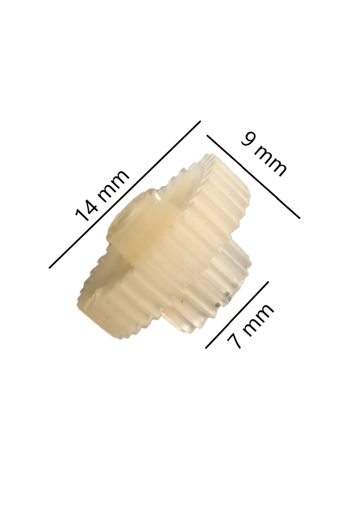 14 mm, 9 mm ve 7 mm ölçülerinde küçük, beyaz bir dişli.