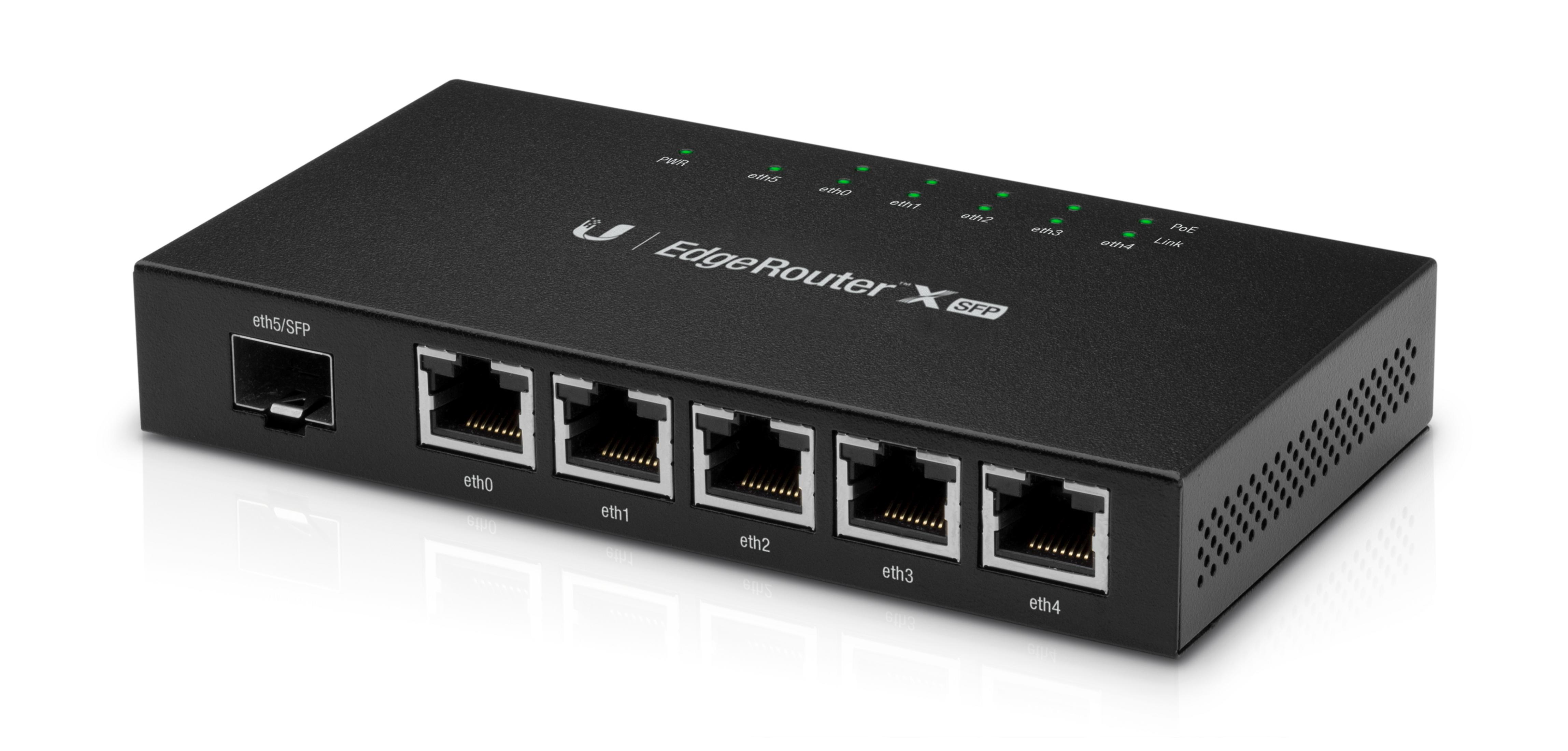Czarny Ubiquiti EdgeRouter X SFP z 5 portami Ethernet i 1 portem SFP.