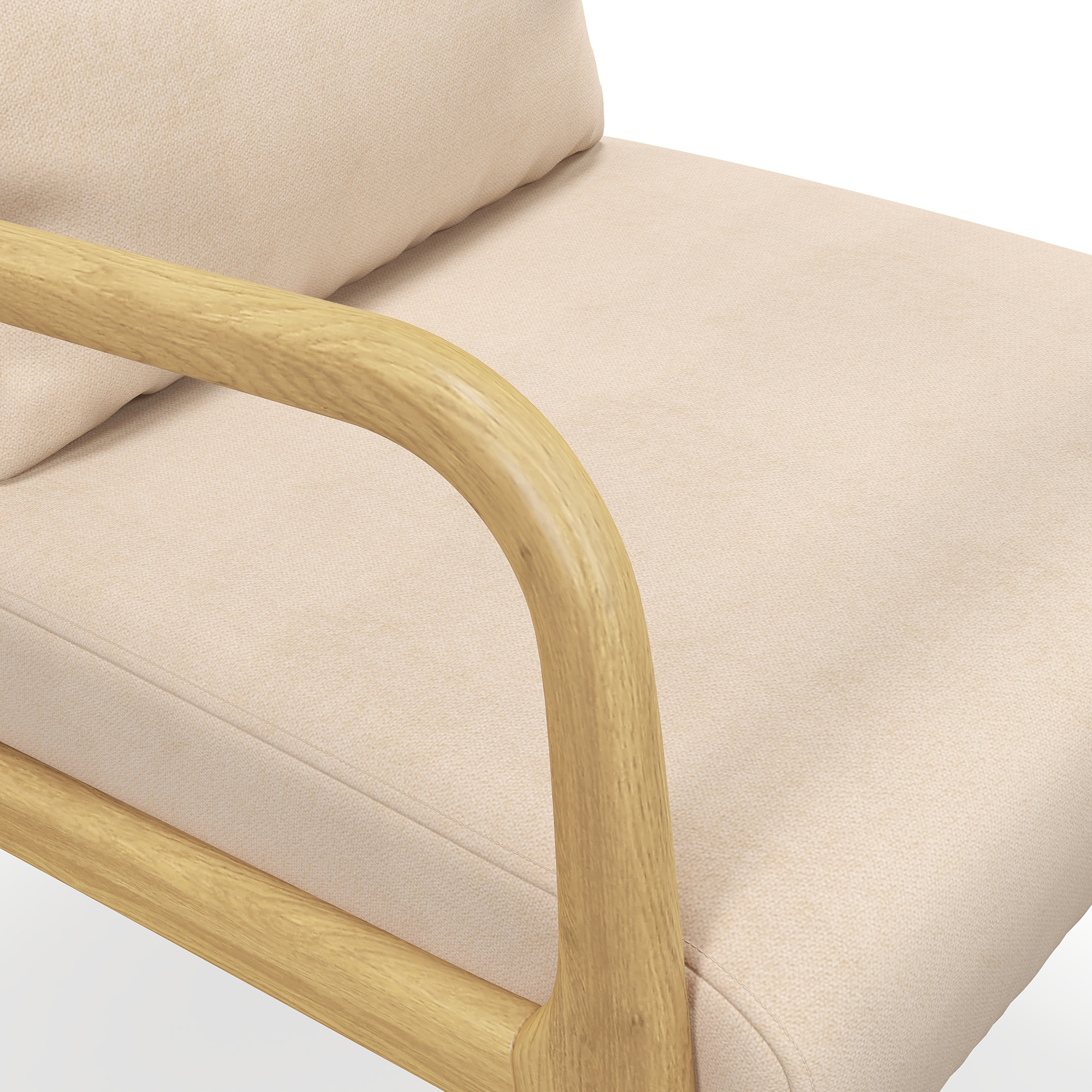 Un sillón beige con reposabrazos de madera, vista de cerca.
