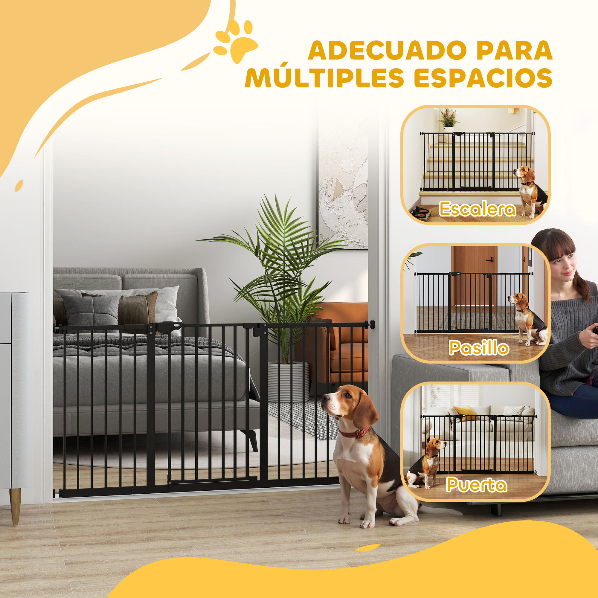 Un perro se sienta ante una puerta de metal negra para varios espacios.