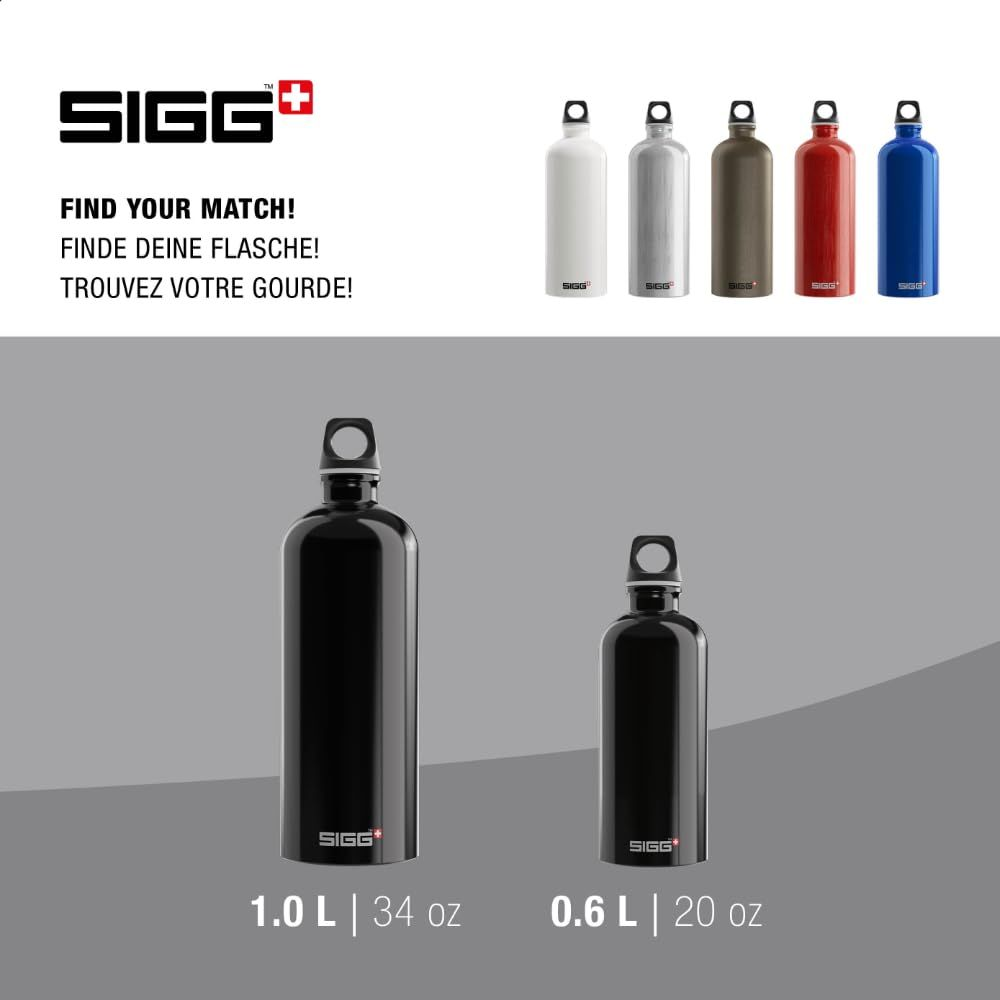SIGG Flaschen: 1.0L schwarz, 0.6L schwarz. Oberste Reihe: weiß, silber, grün, rot, blau.