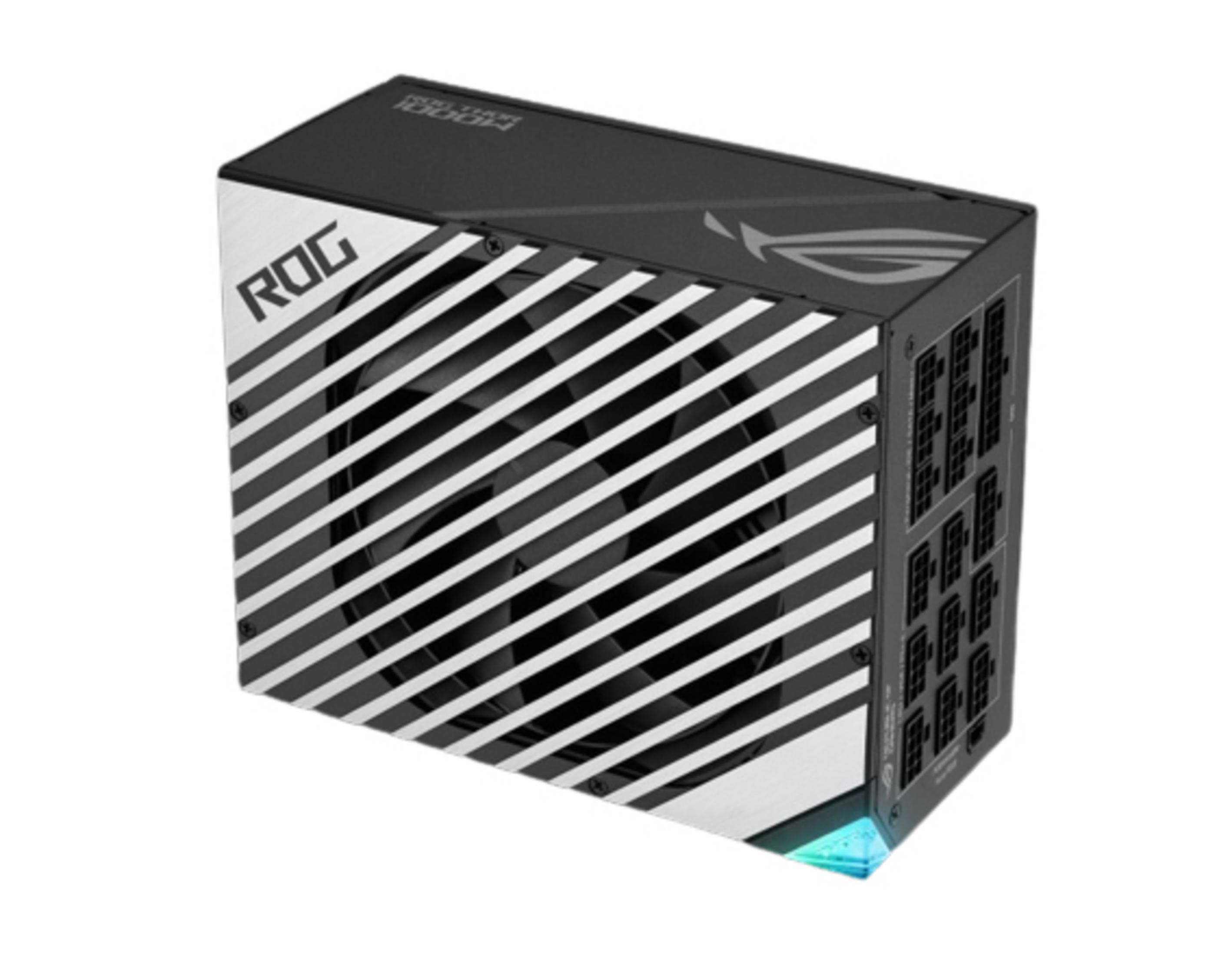 Un alimentatore nero con logo ROG e strisce diagonali, ventola visibile.