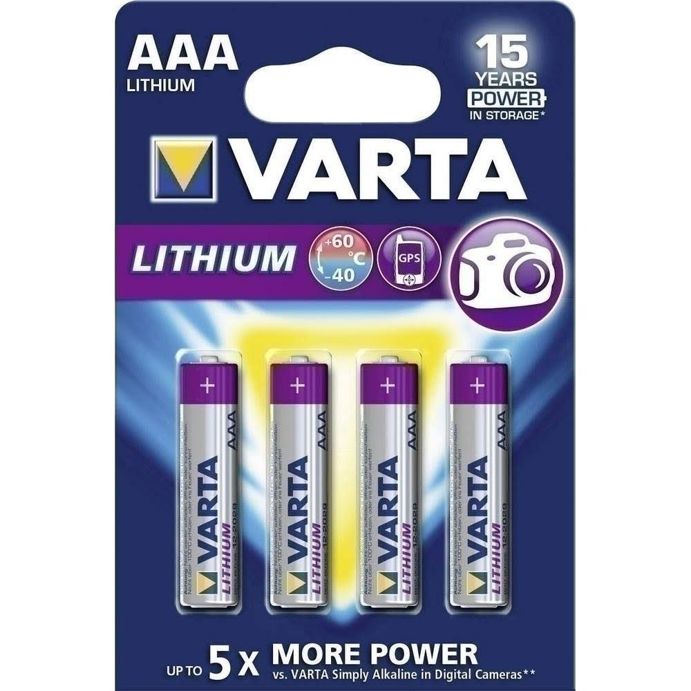 Vier Varta AAA lithium batterijen in een blisterverpakking met opdruk.