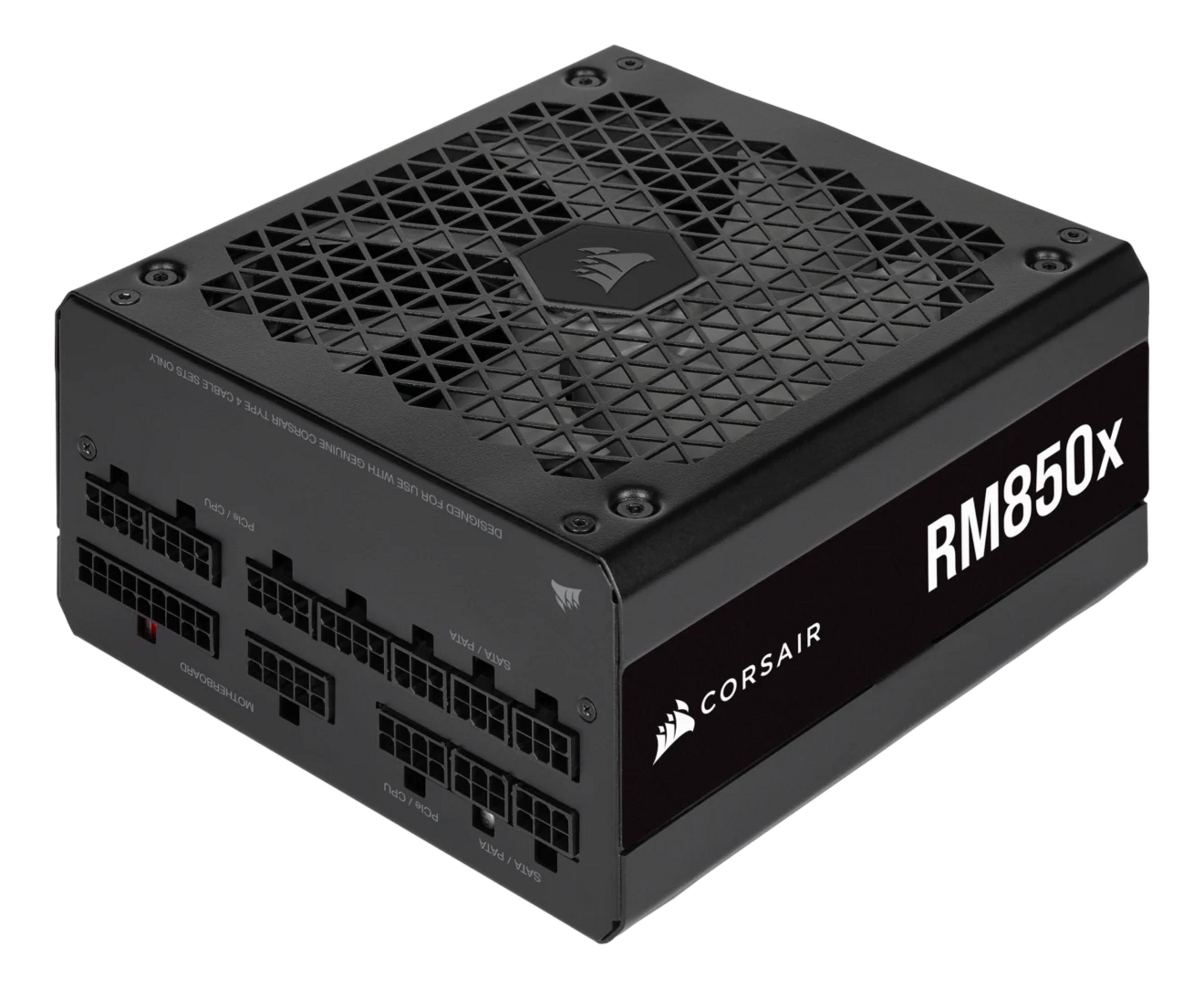 Alimentatore nero Corsair RM850x con porte per scheda madre, PCIe/CPU e SATA/PATA.