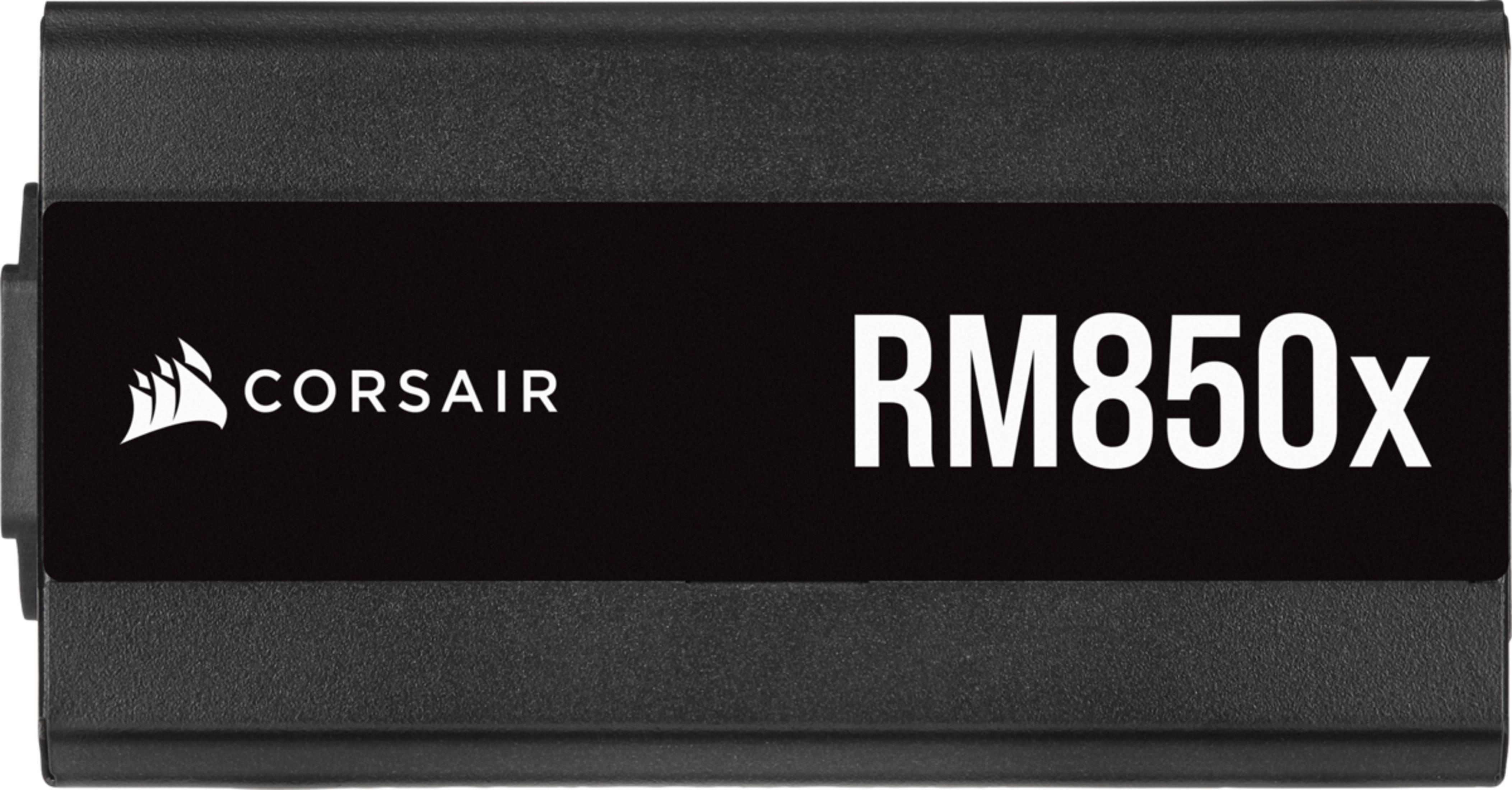 Alimentatore Corsair RM850x nero con logo e numero modello.