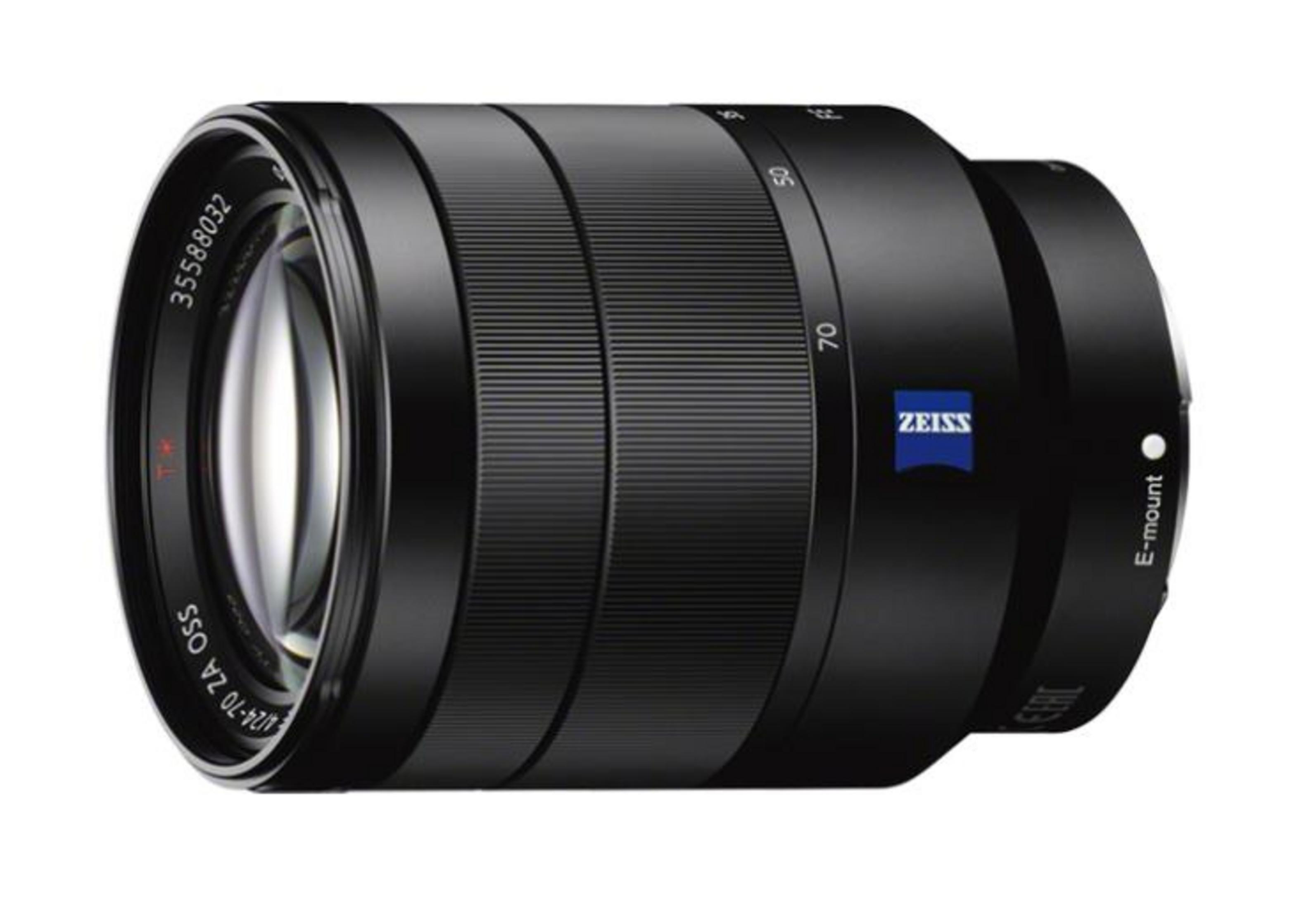 Un lente de cámara negro con anillo de zoom y logo Zeiss.