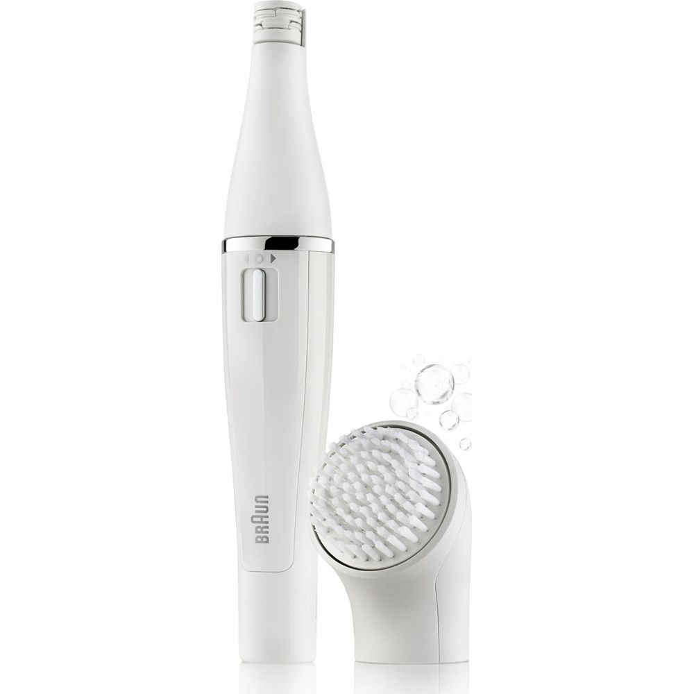 Białe urządzenie do oczyszczania twarzy Braun z nasadką i bąbelkami.