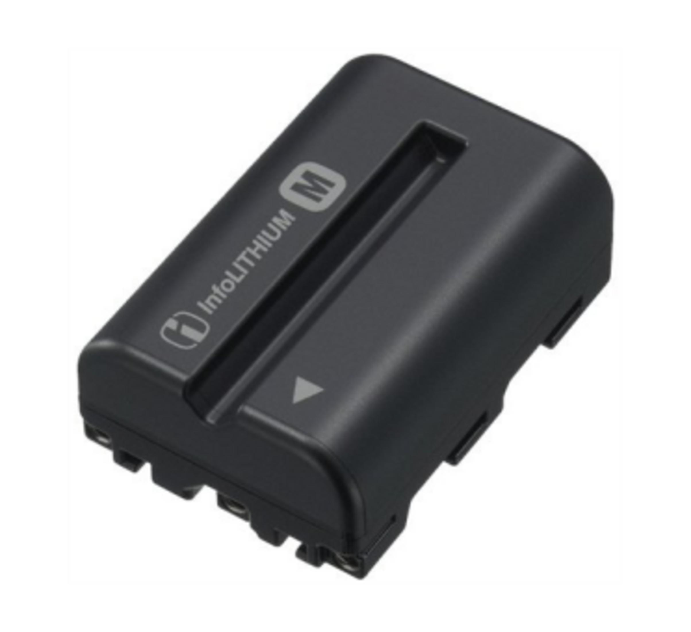 Batteria nera con marchio InfoLithium M e simbolo freccia.