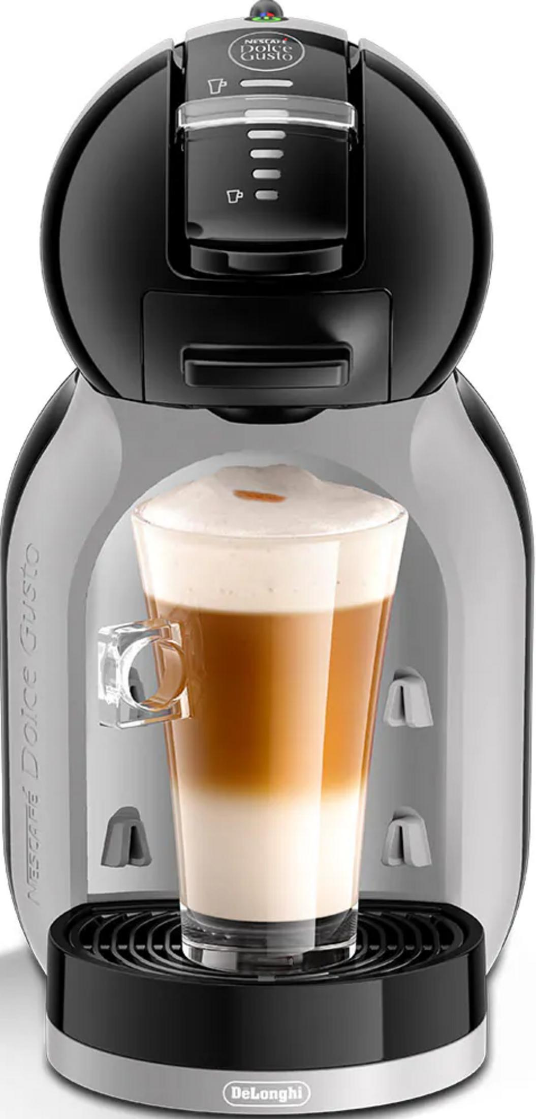 Ekspres do kawy ze szklanką latte macchiato.