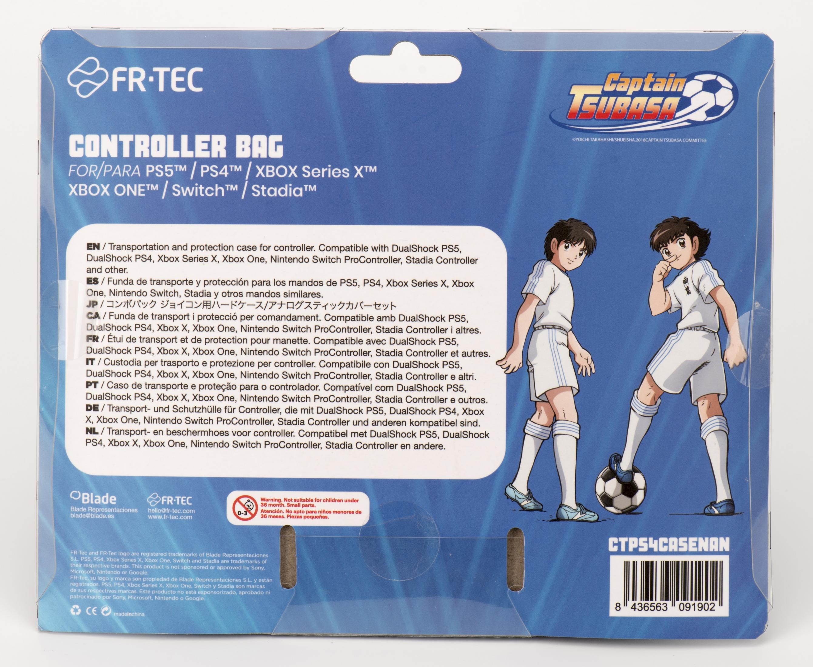 Confezione borsa controller con design Captain Tsubasa, mostra due giocatori e un pallone.