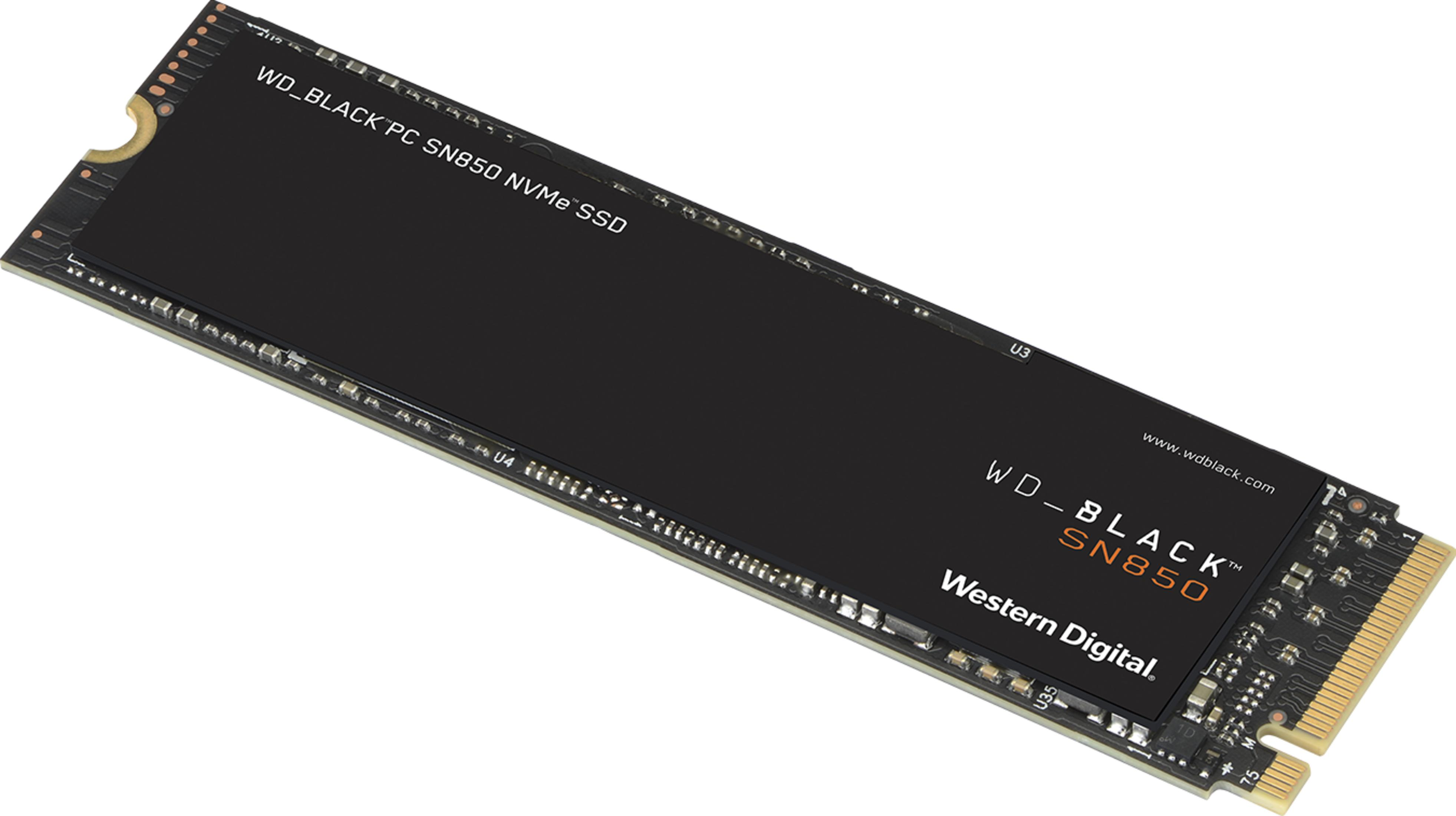 Un SSD NVMe WD_BLACK SN850 nero con contatti dorati.